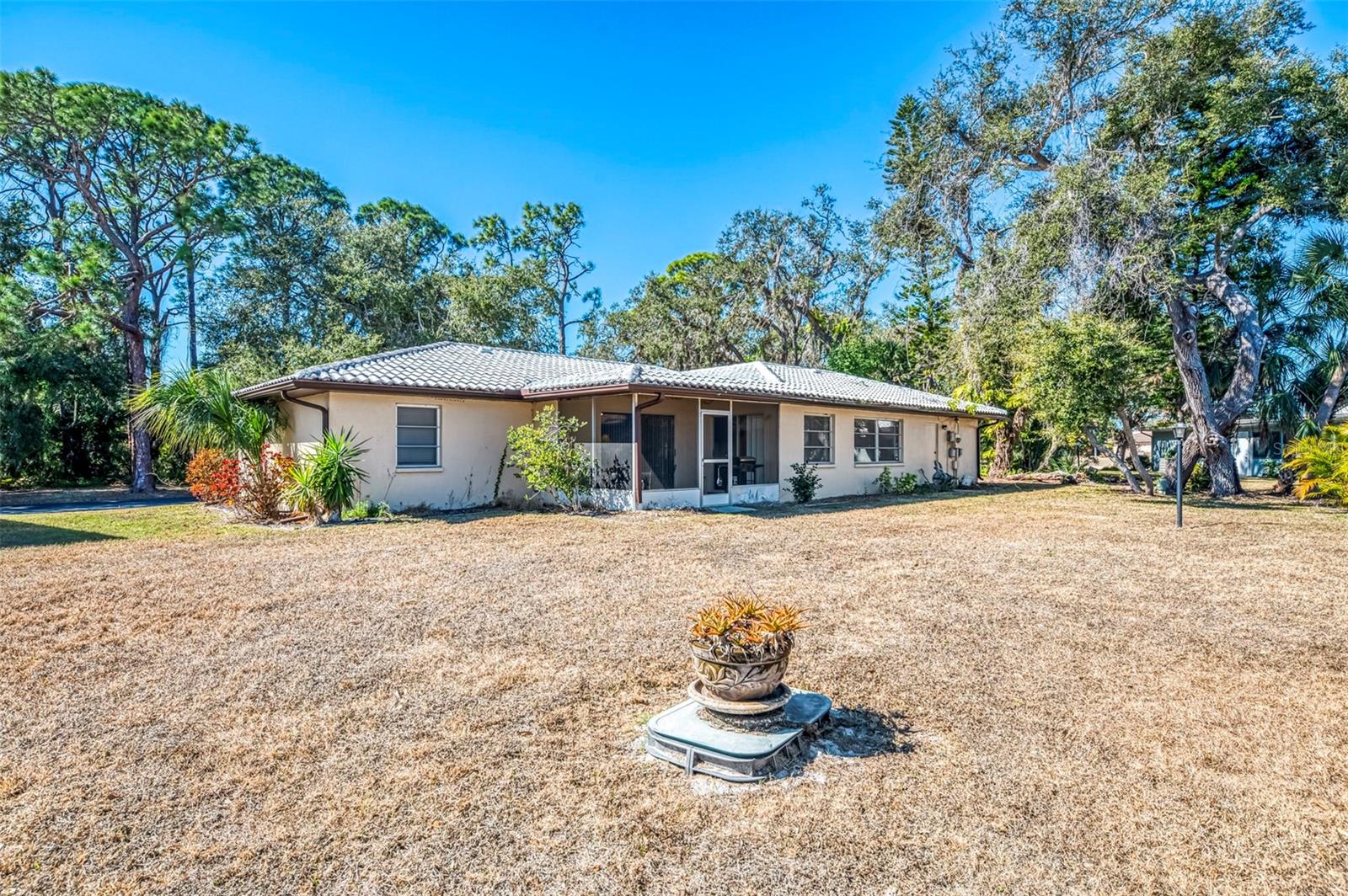 Image 38 of 39 For 510 Villa Park Drive 510