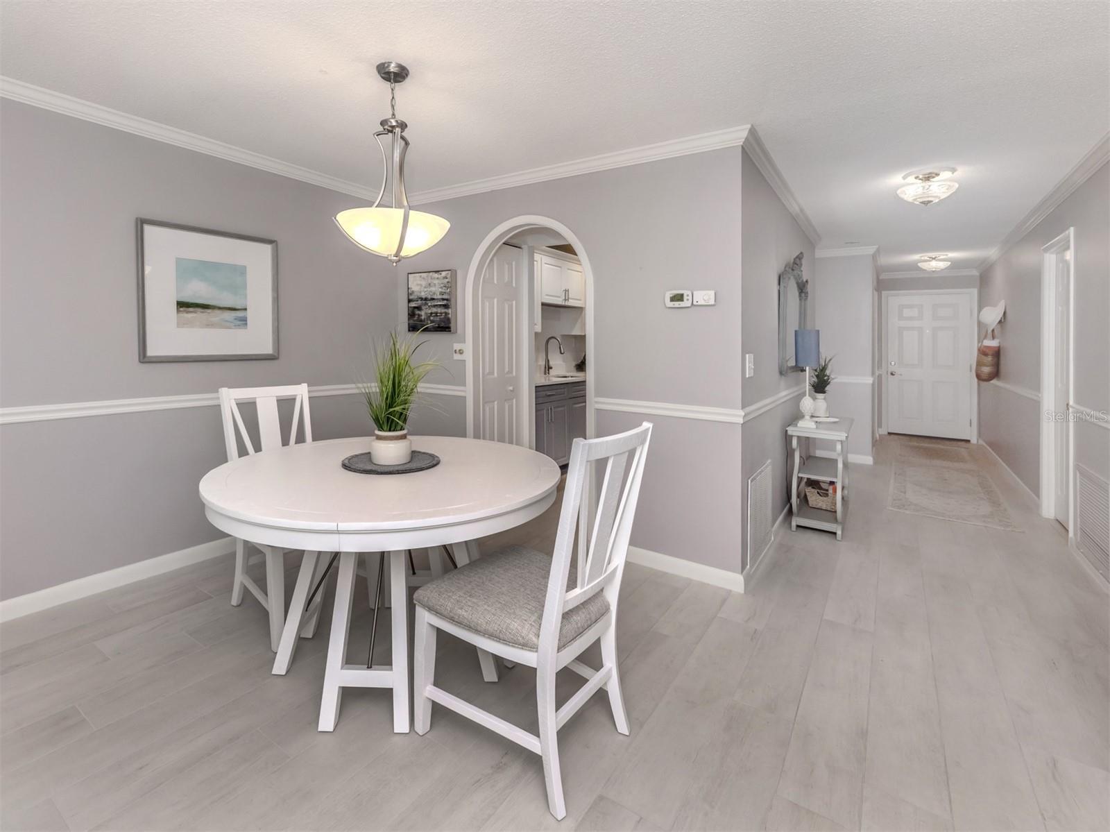 Image 12 of 55 For 500 The Esplanade N 102