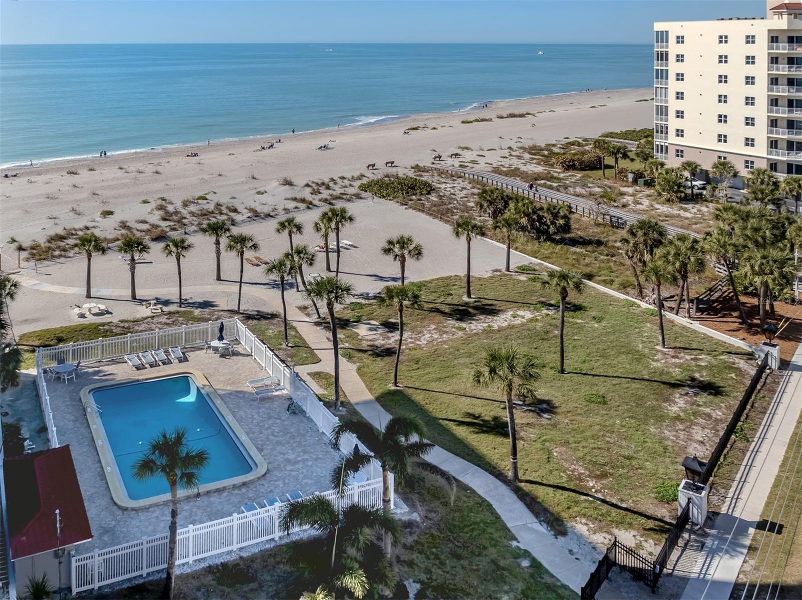 Image 28 of 55 For 500 The Esplanade N 102