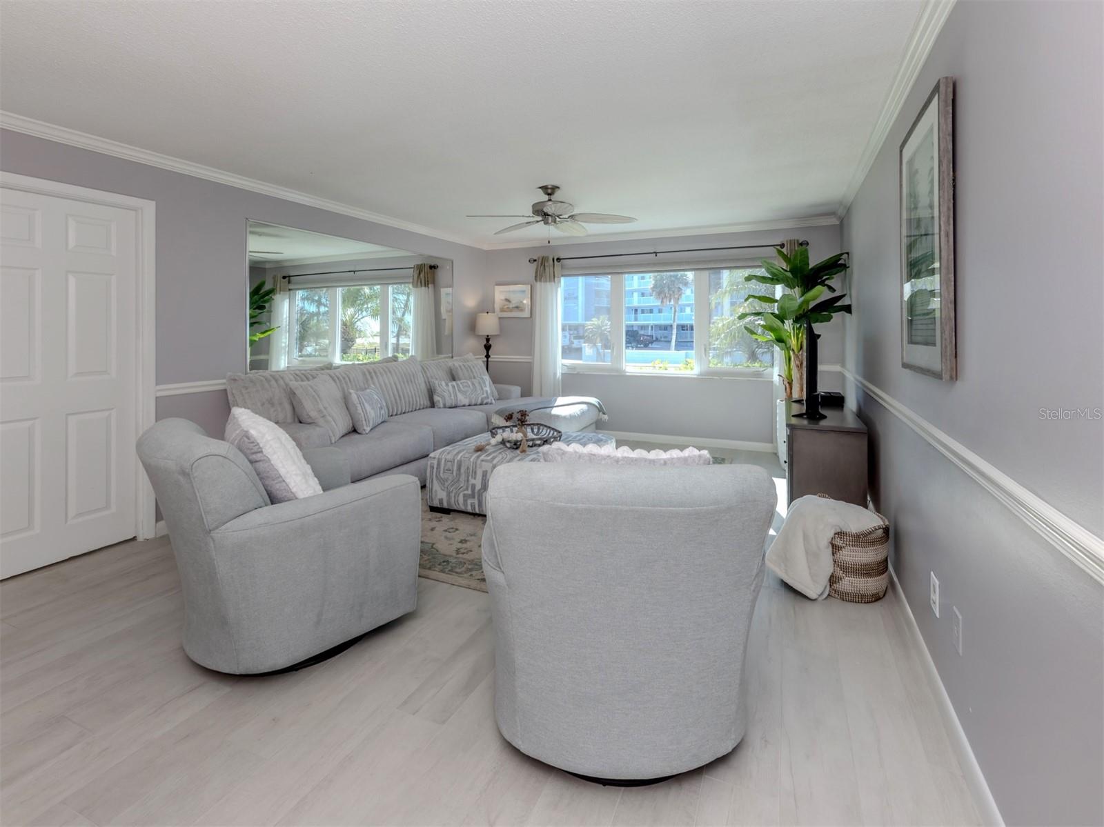 Image 8 of 55 For 500 The Esplanade N 102