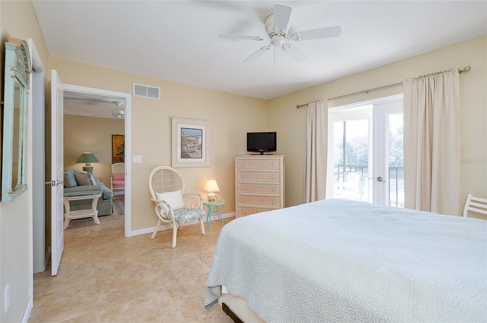 Image 32 of 53 For 104 Capri Isles Boulevard 209