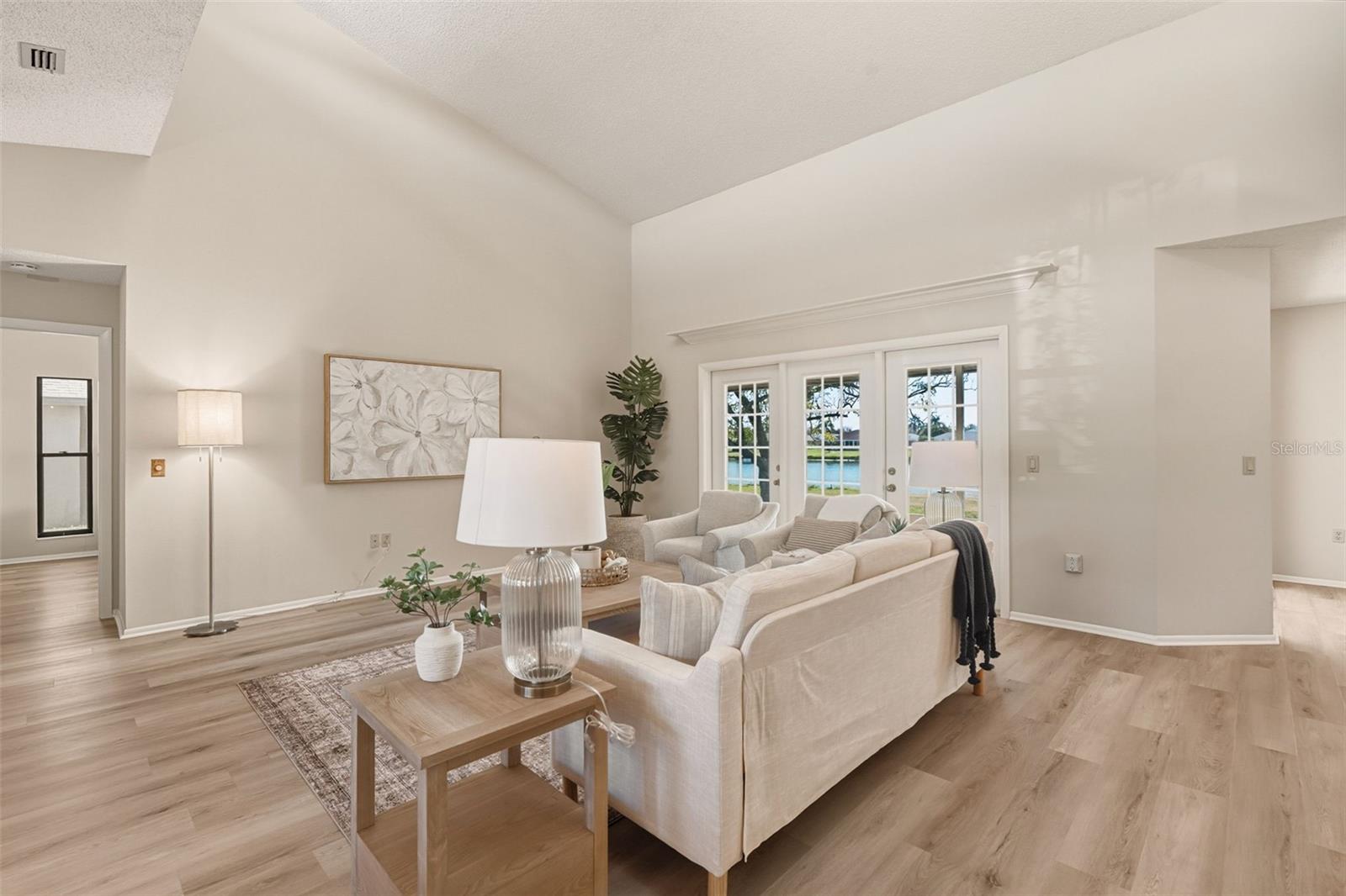 Image 10 of 81 For 3308 Meadow Run Circle