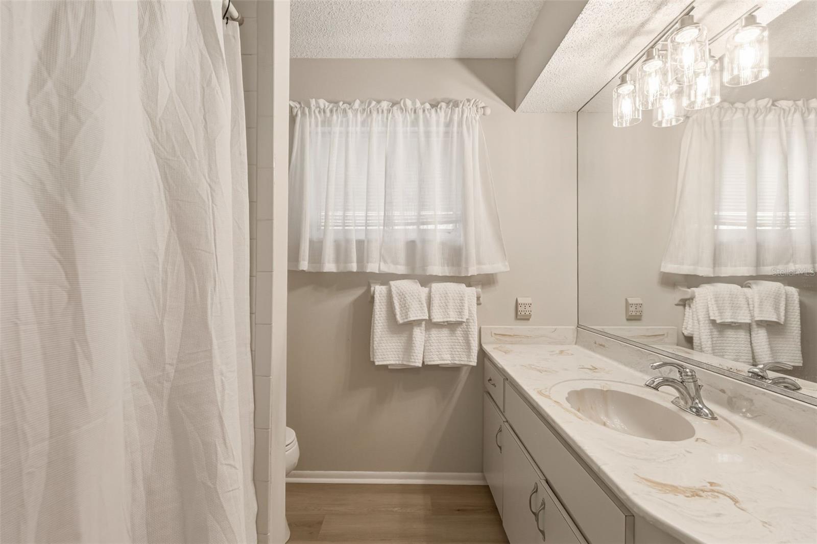 Image 46 of 81 For 3308 Meadow Run Circle