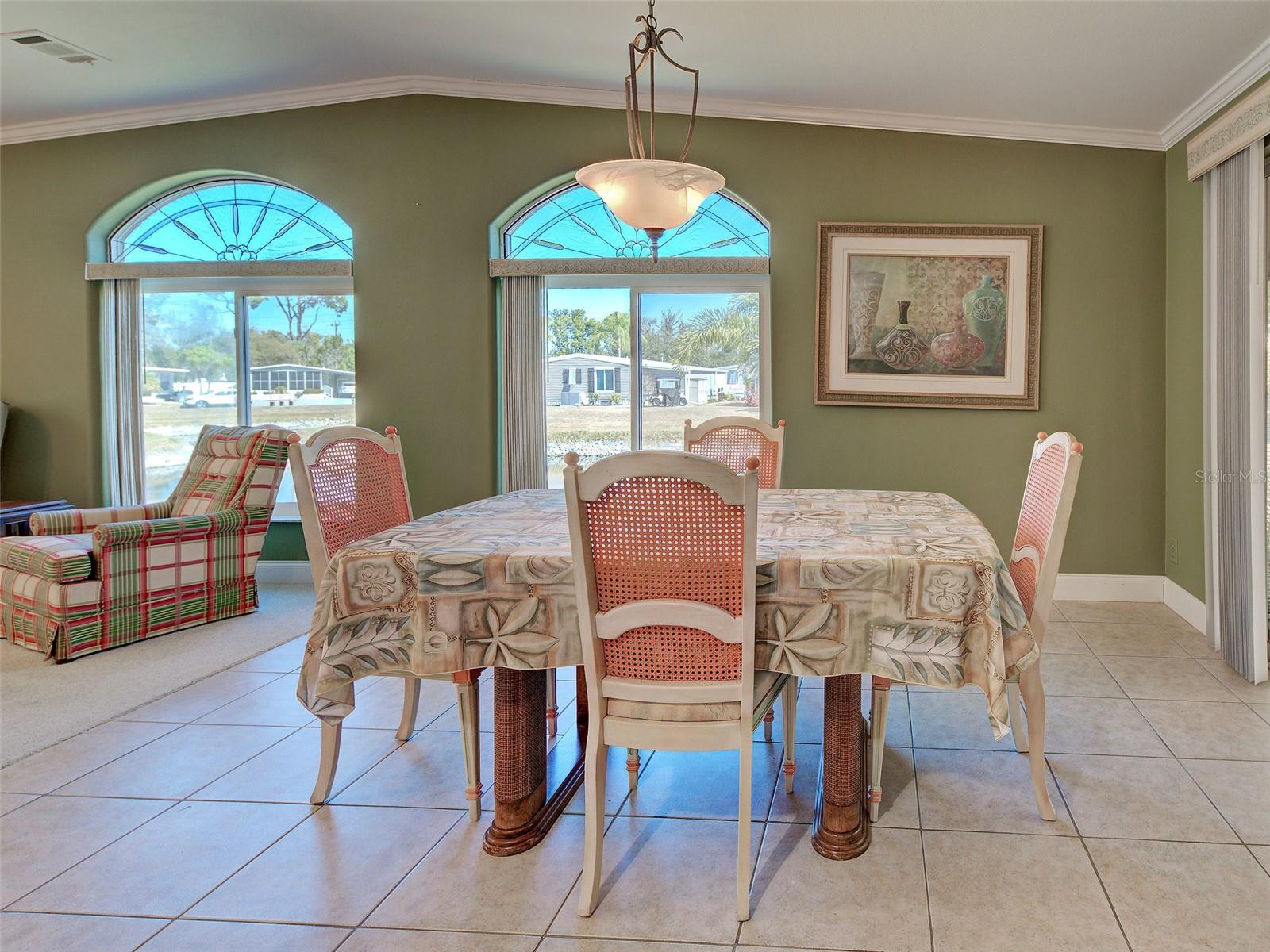 Image 11 of 61 For 10 Buena Vista Avenue