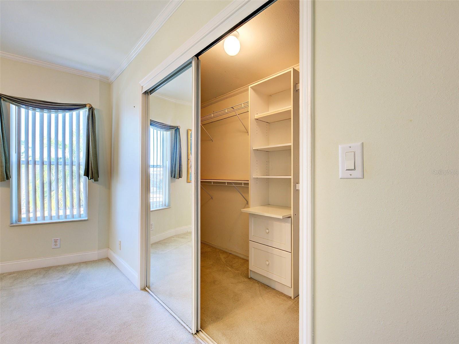 Image 27 of 61 For 10 Buena Vista Avenue