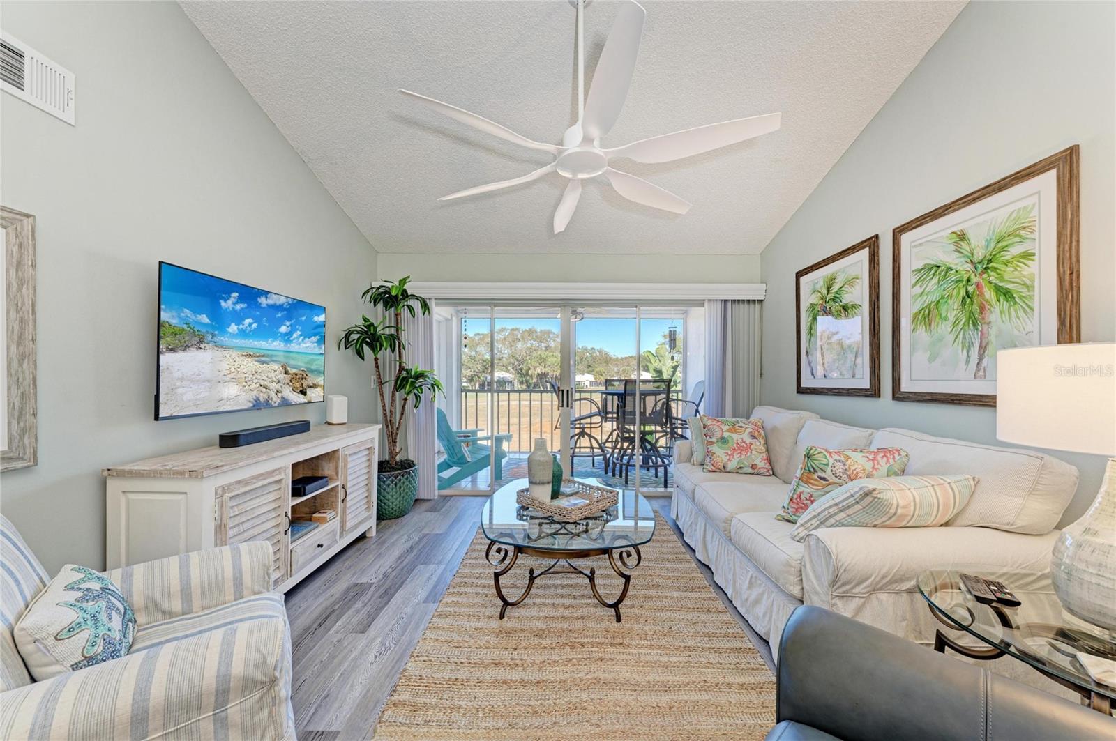 Image 23 of 78 For 431 Cerromar Lane 446