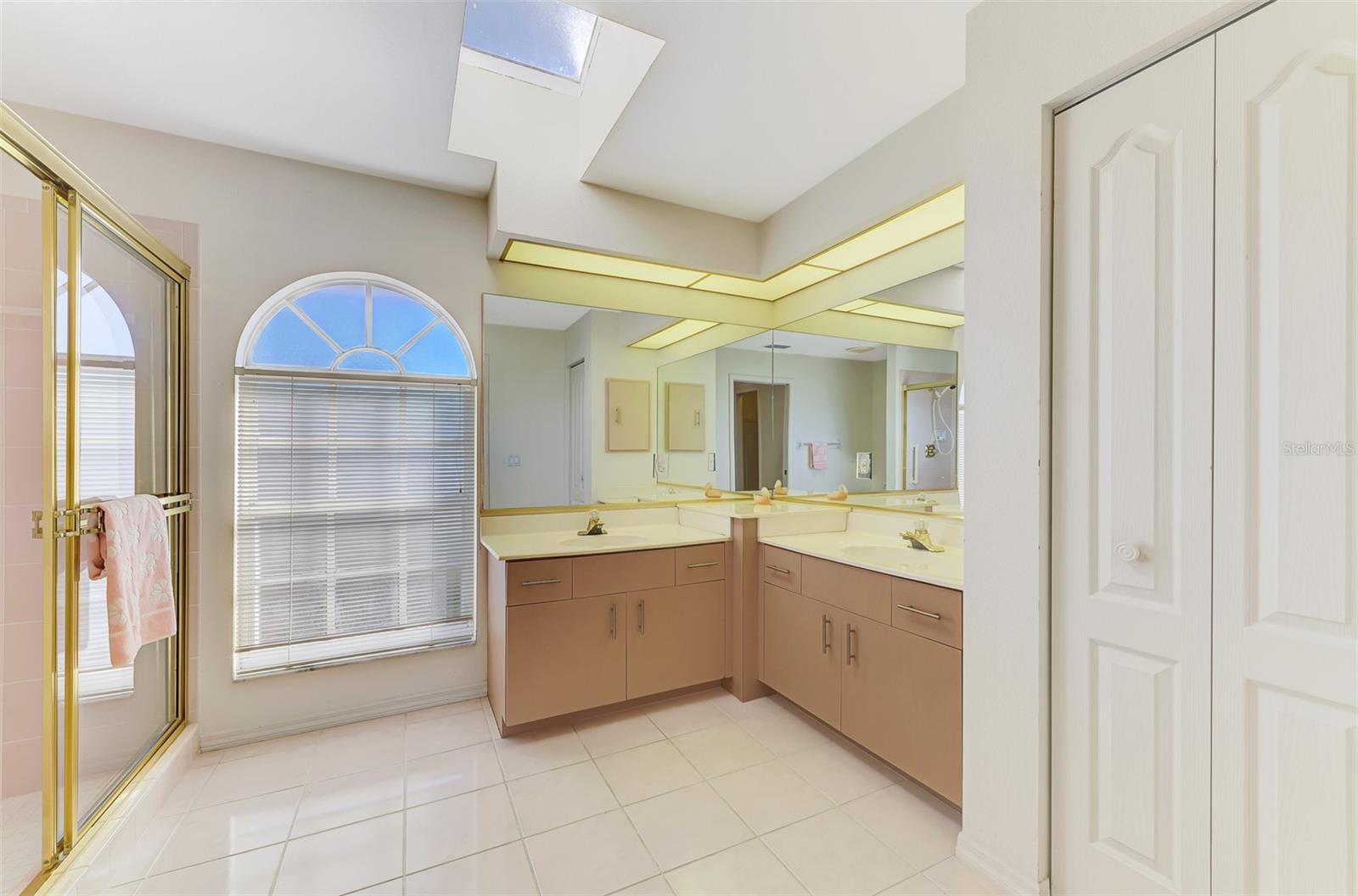 Image 34 of 74 For 5864 Tyler Road