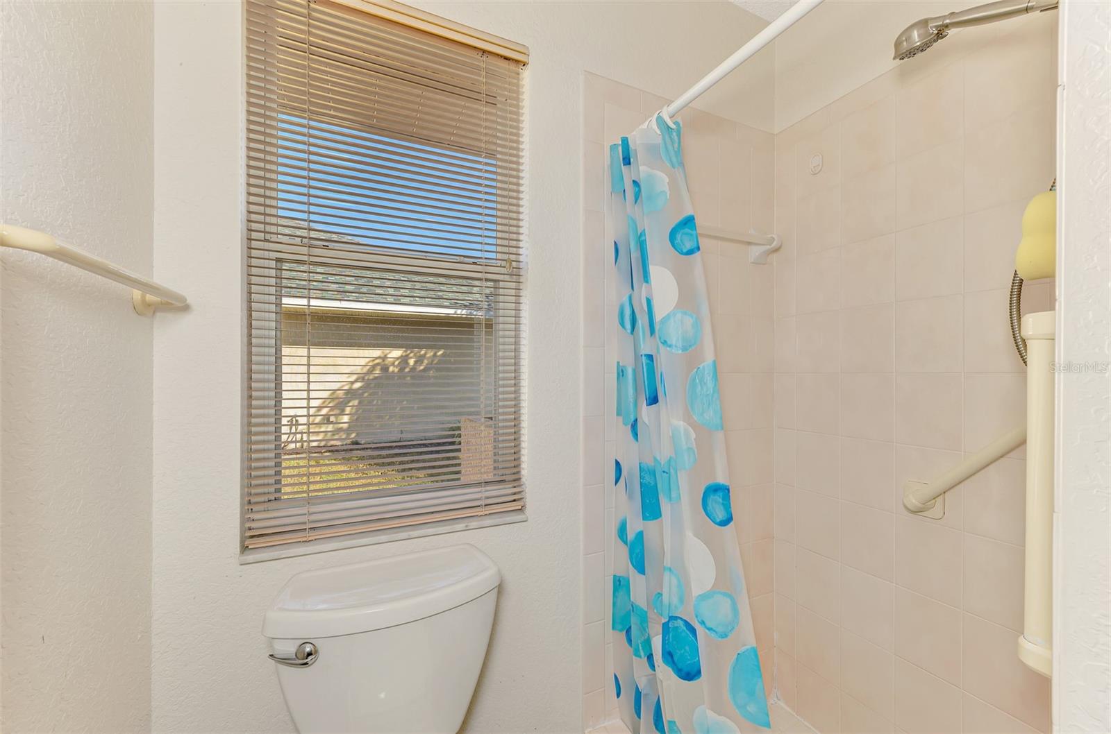 Image 45 of 74 For 5864 Tyler Road