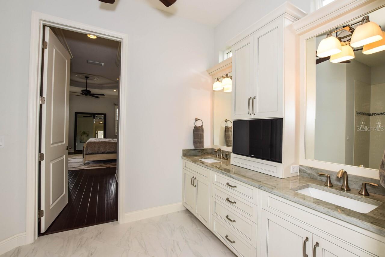 Image 24 of 73 For 1580 Lancashire Drive