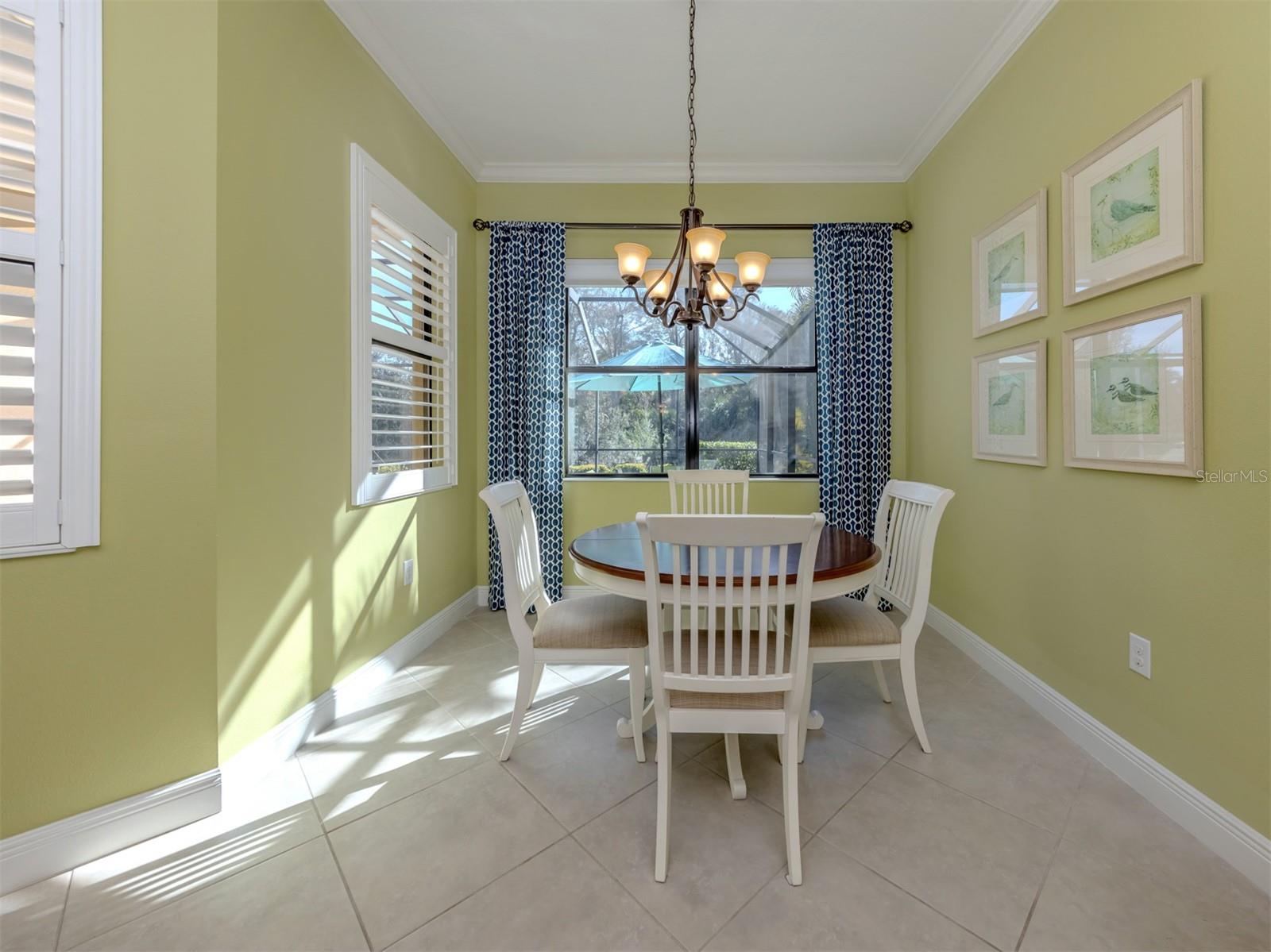 Image 15 of 55 For 10907 Trophy Drive