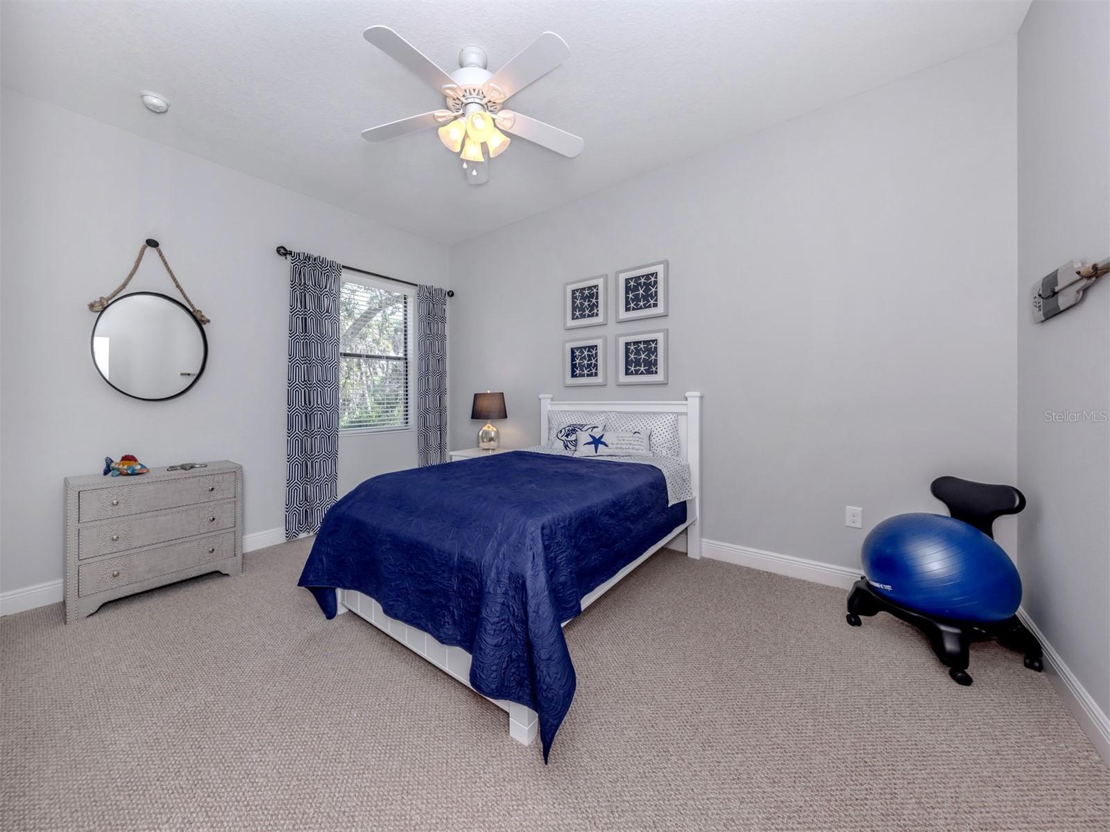 Image 20 of 55 For 10907 Trophy Drive