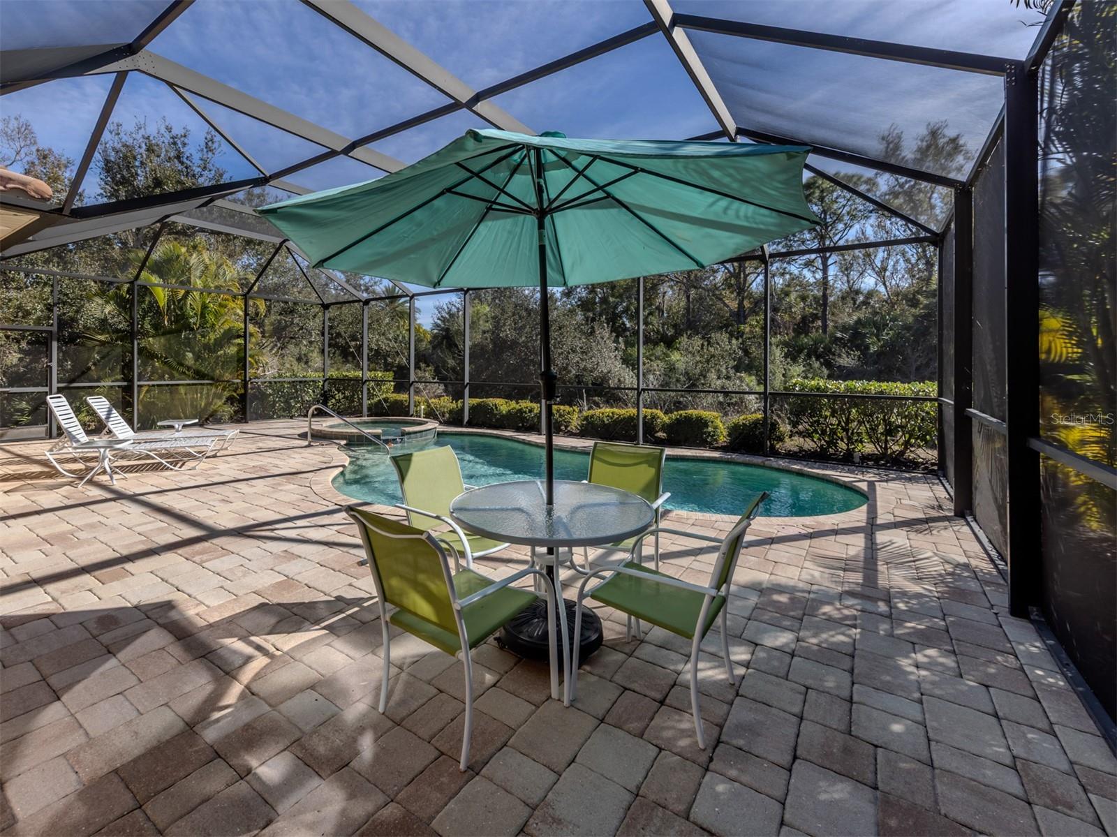 Image 25 of 55 For 10907 Trophy Drive