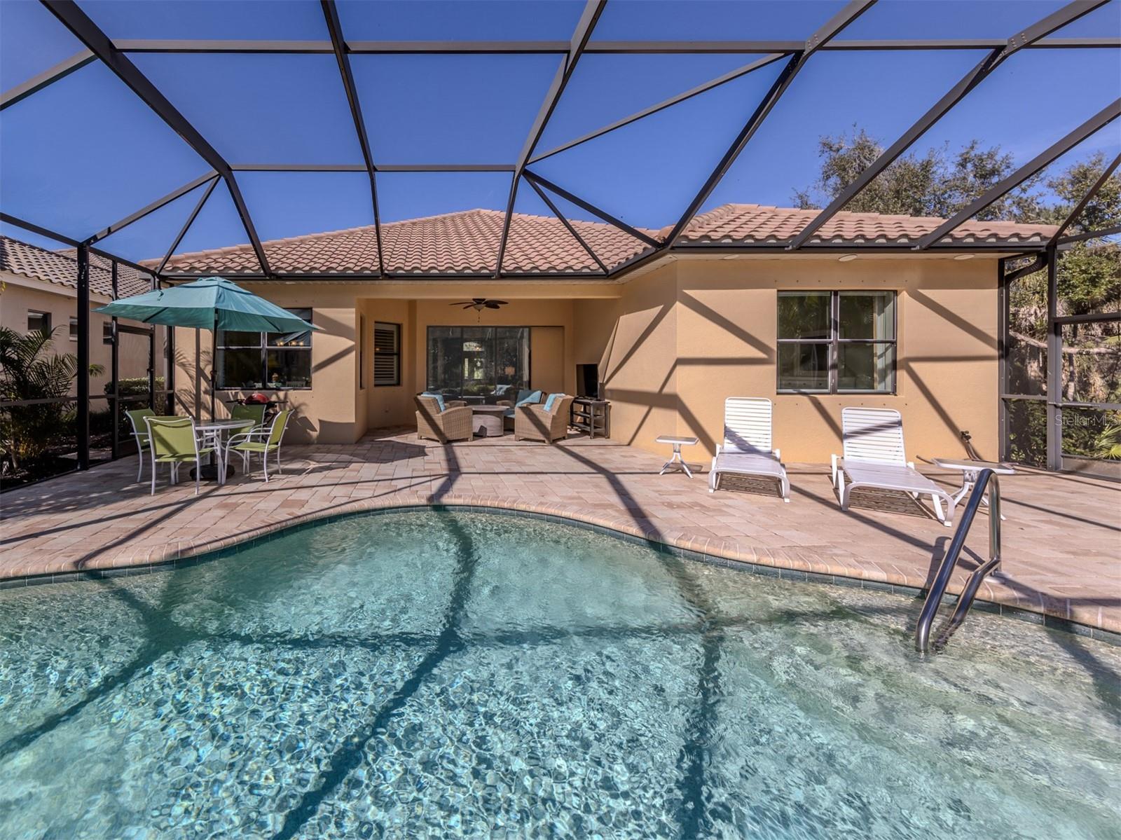 Image 28 of 55 For 10907 Trophy Drive