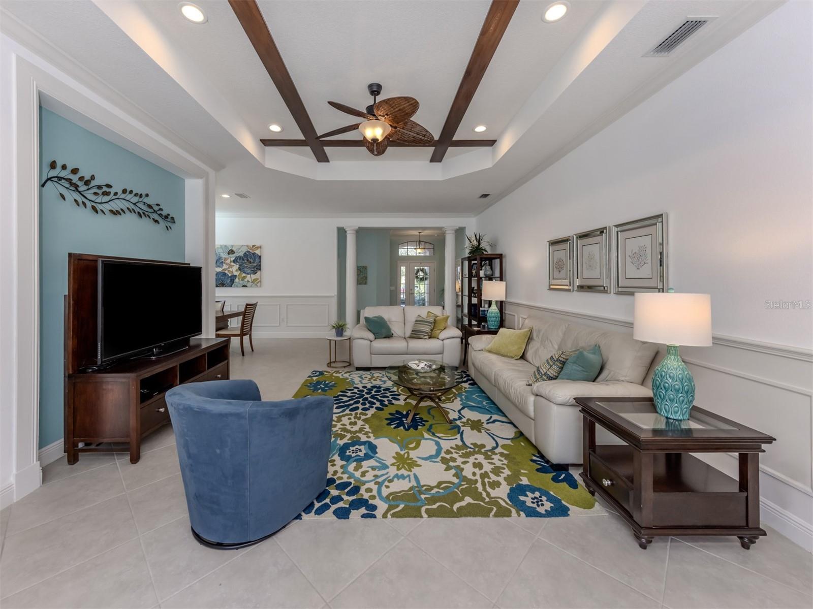 Image 7 of 55 For 10907 Trophy Drive