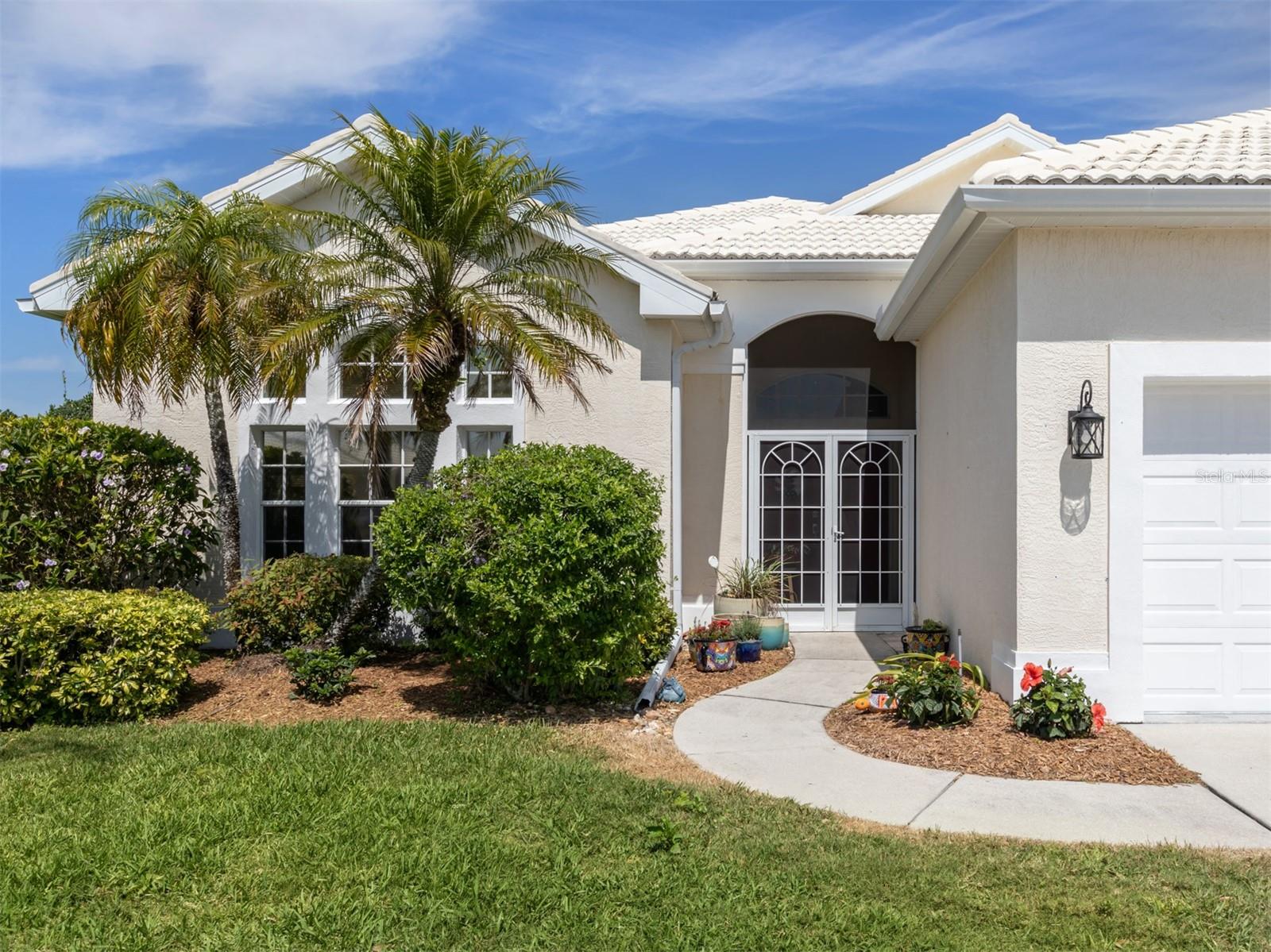 Image 23 of 53 For 757 Pond Lily Way