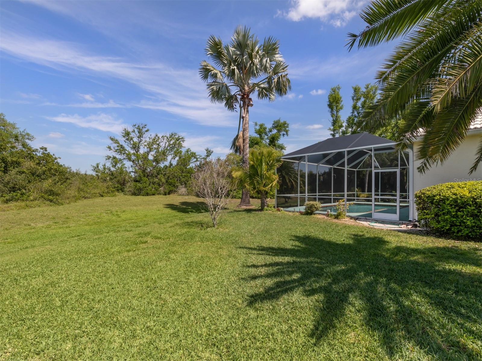 Image 31 of 53 For 757 Pond Lily Way