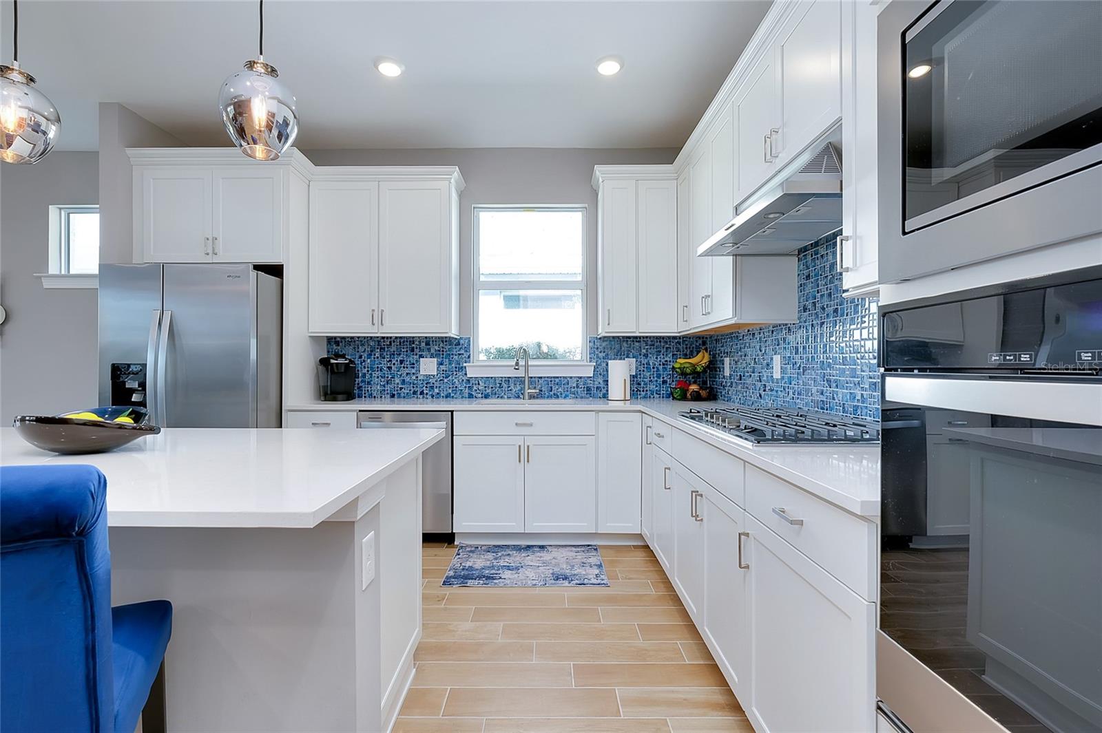 Image 22 of 81 For 10125 Beachwalk Drive