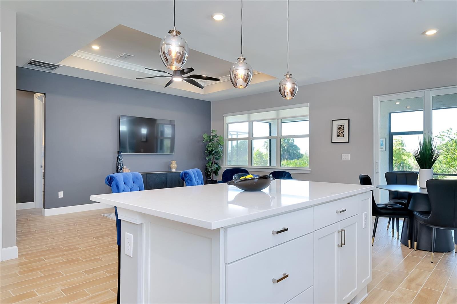 Image 26 of 81 For 10125 Beachwalk Drive