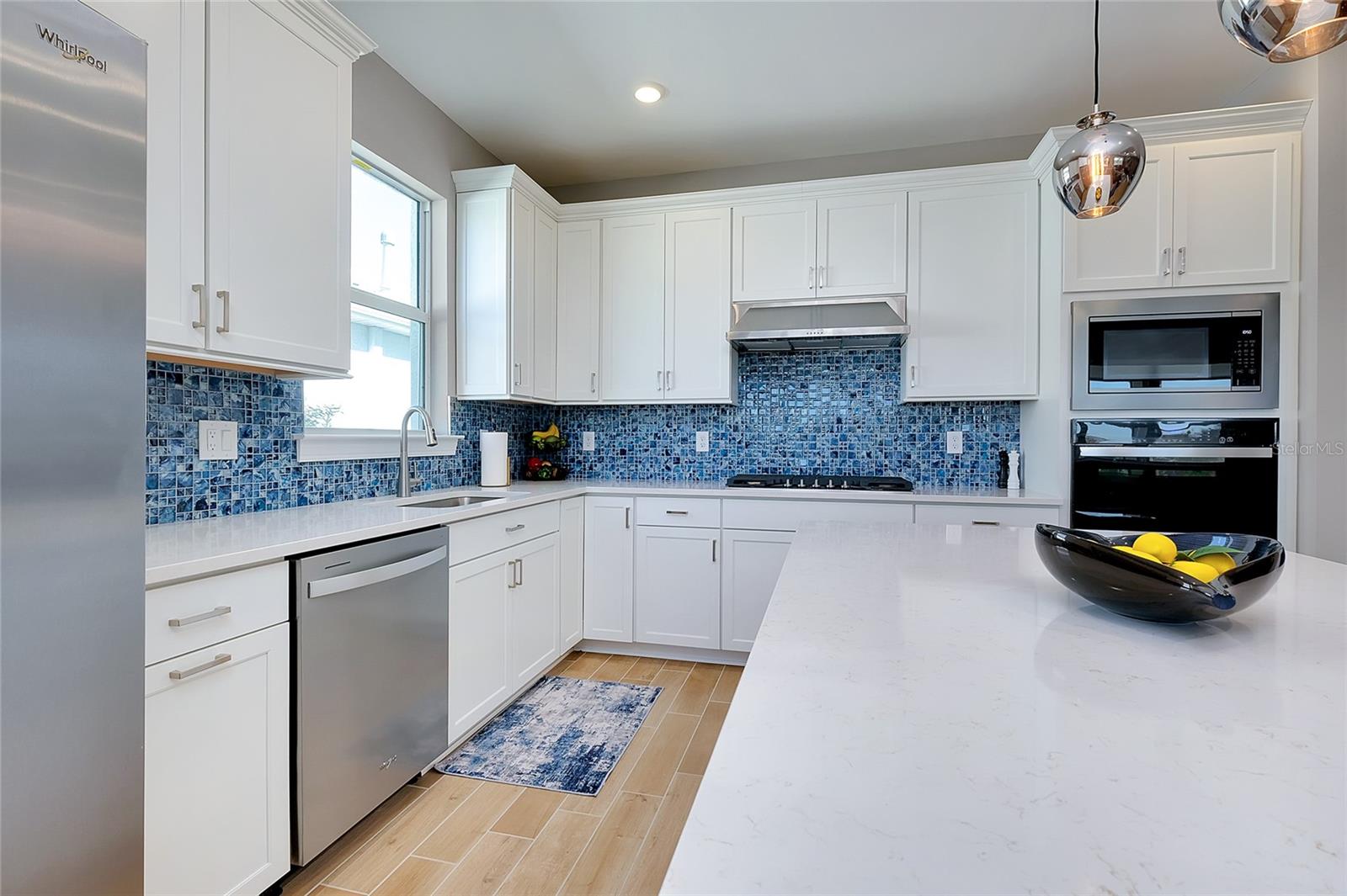 Image 27 of 81 For 10125 Beachwalk Drive