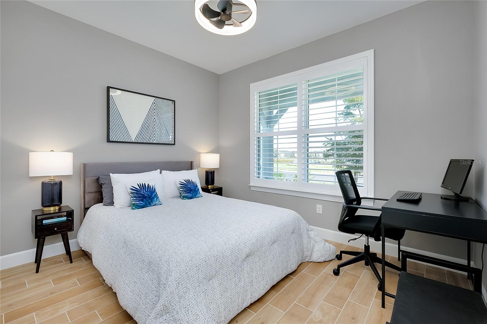 Image 42 of 81 For 10125 Beachwalk Drive