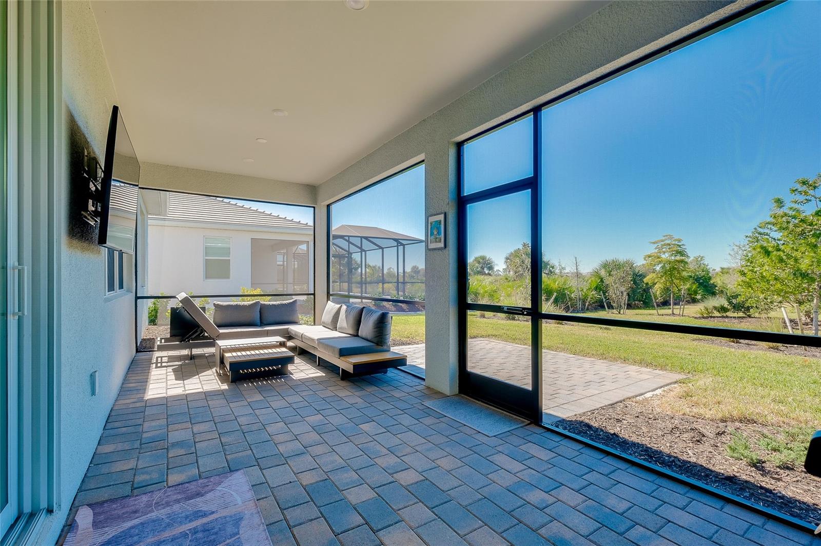 Image 51 of 81 For 10125 Beachwalk Drive