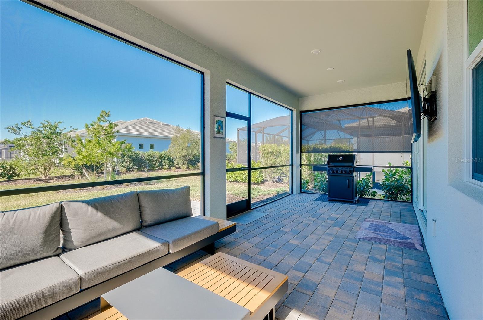 Image 52 of 81 For 10125 Beachwalk Drive