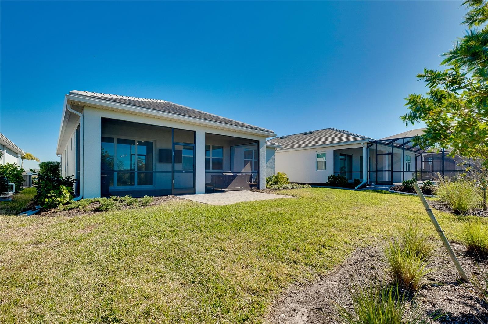 Image 57 of 81 For 10125 Beachwalk Drive