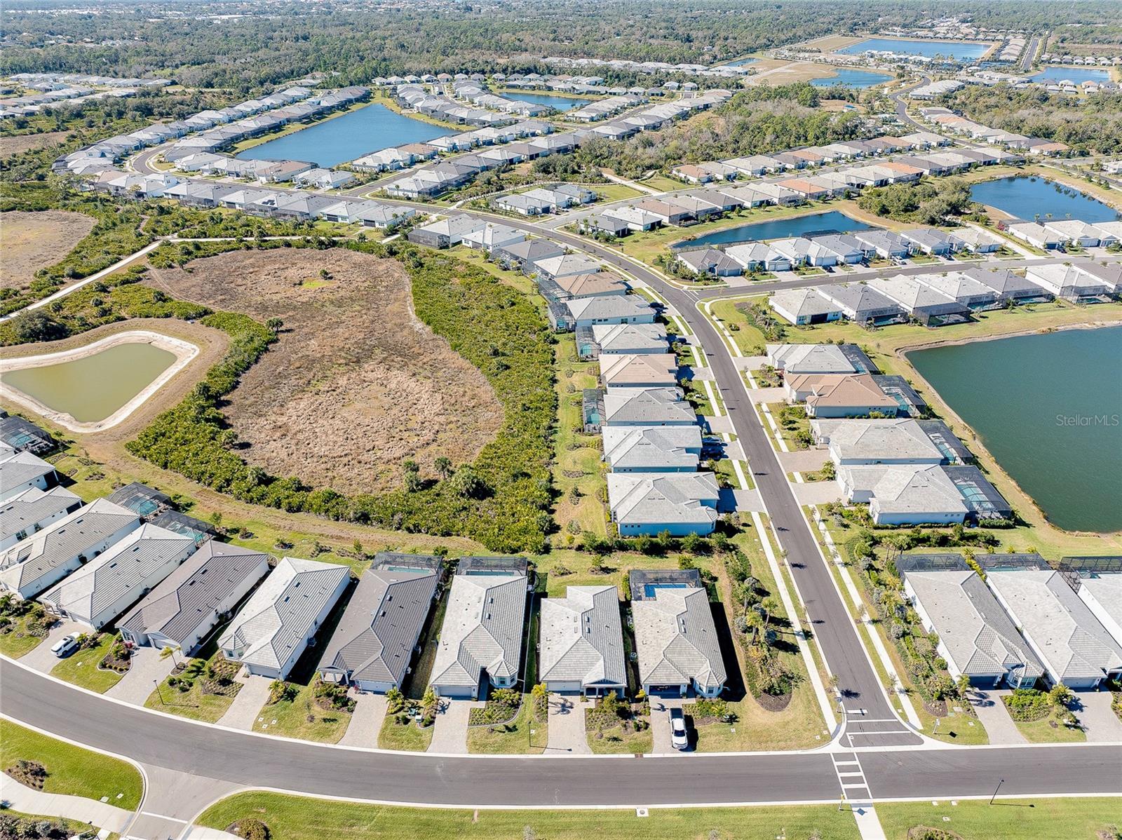 Image 67 of 81 For 10125 Beachwalk Drive