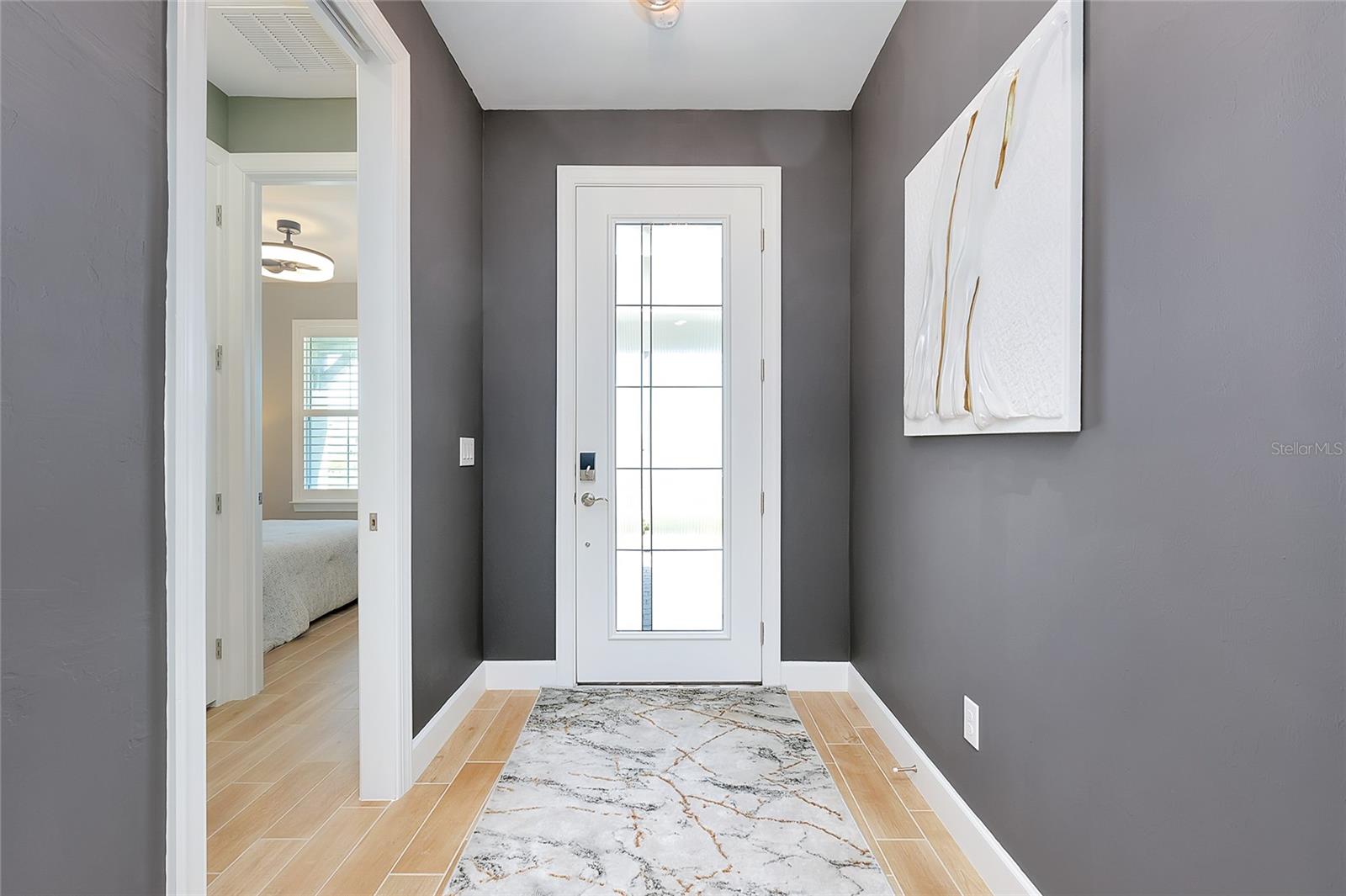 Image 7 of 81 For 10125 Beachwalk Drive