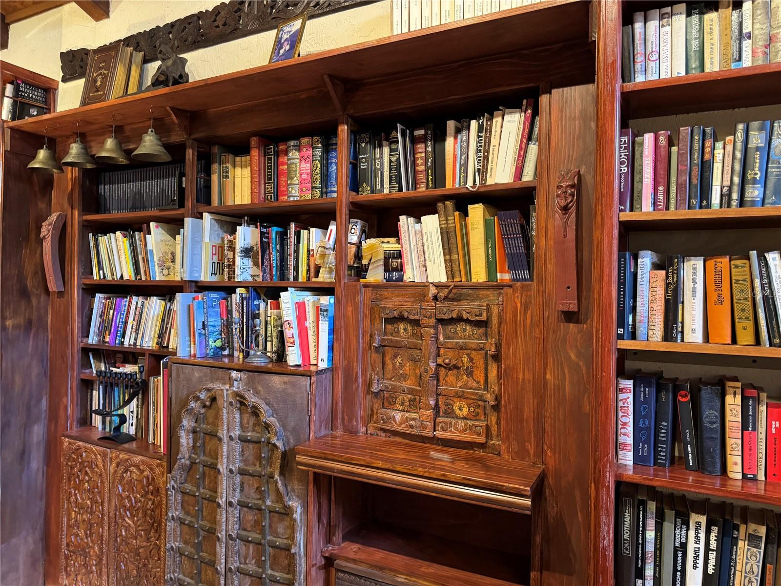 Image 22 of 80 For 1066 Conover Street