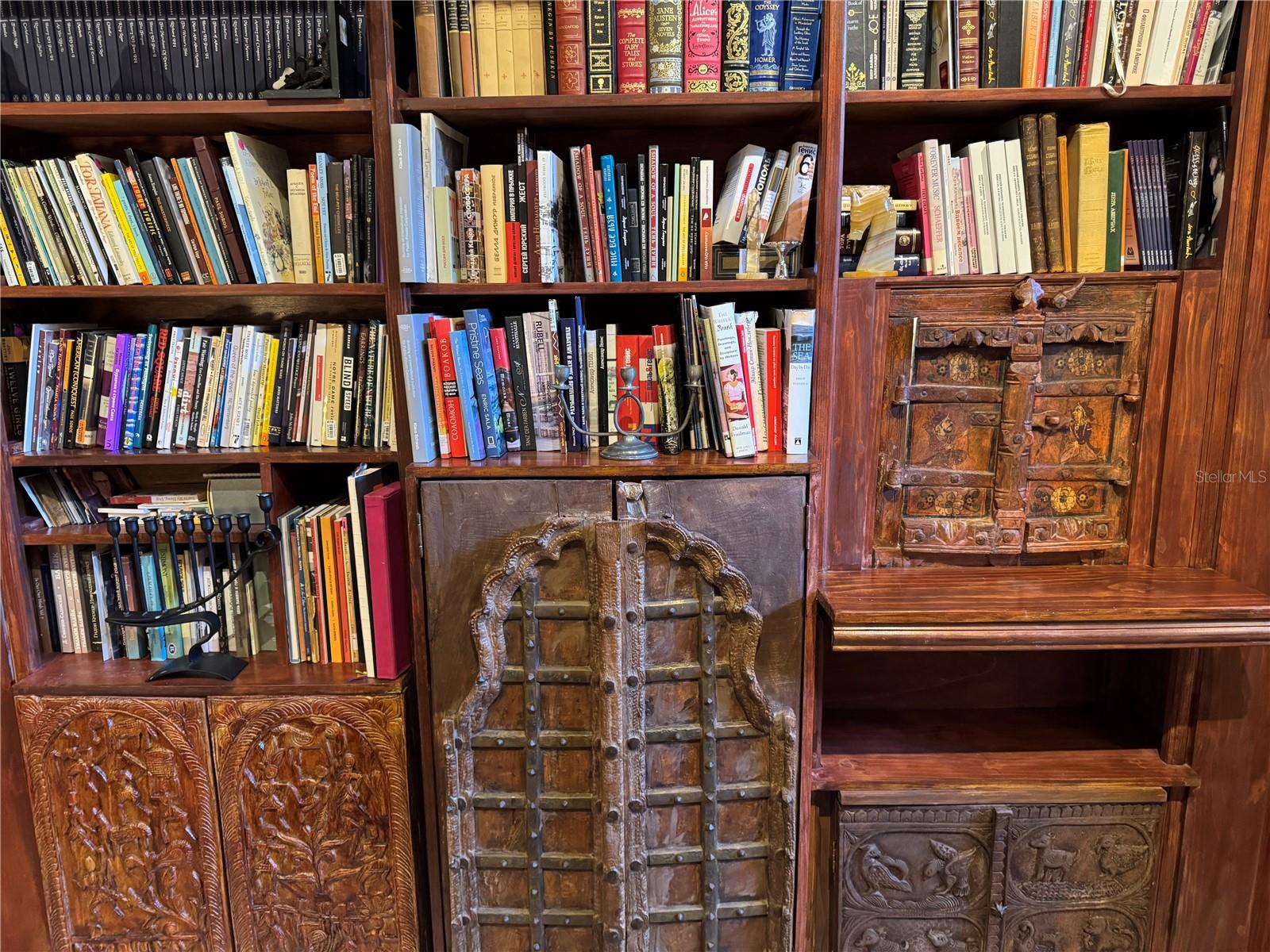 Image 23 of 80 For 1066 Conover Street