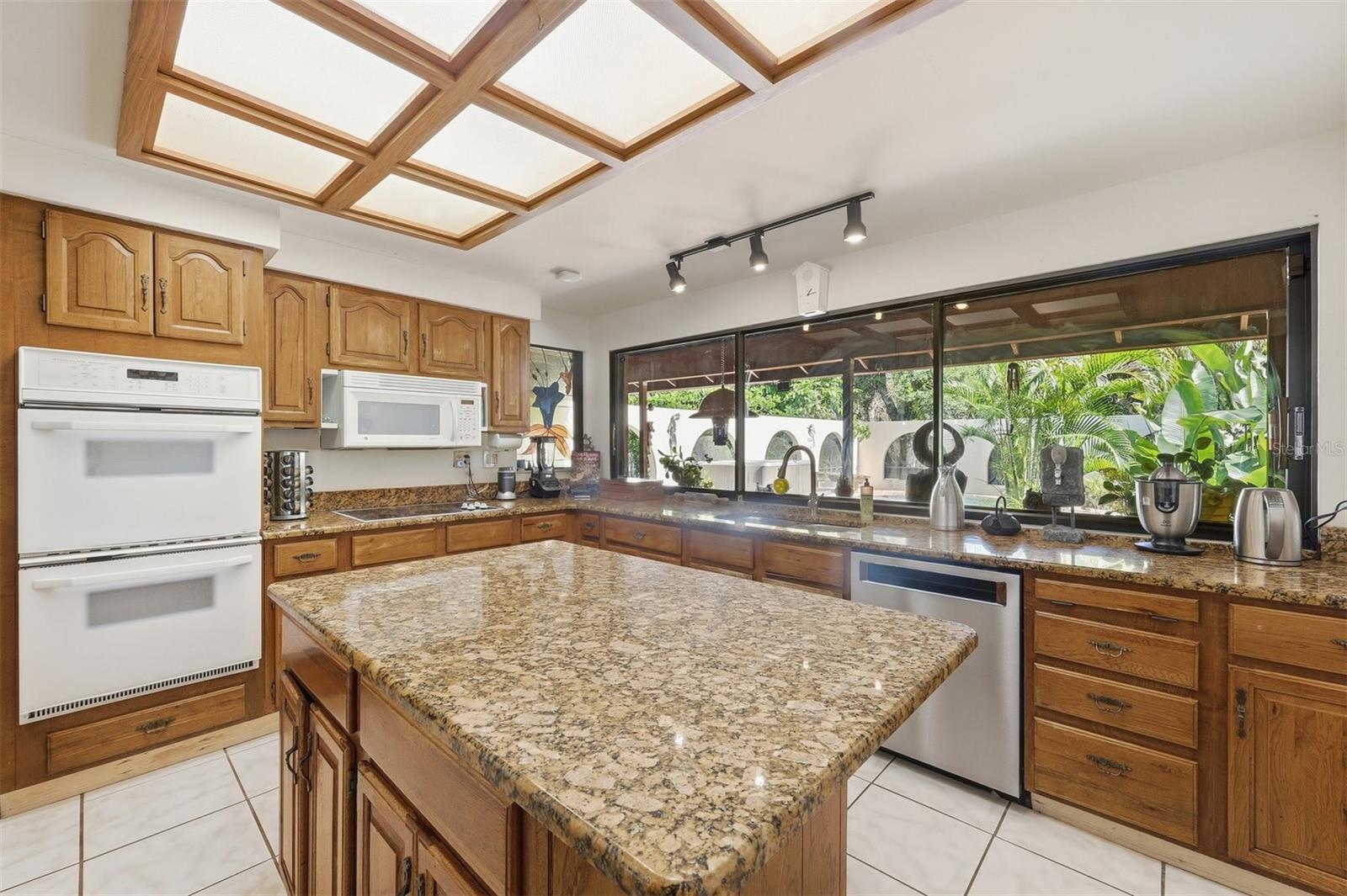 Image 24 of 80 For 1066 Conover Street