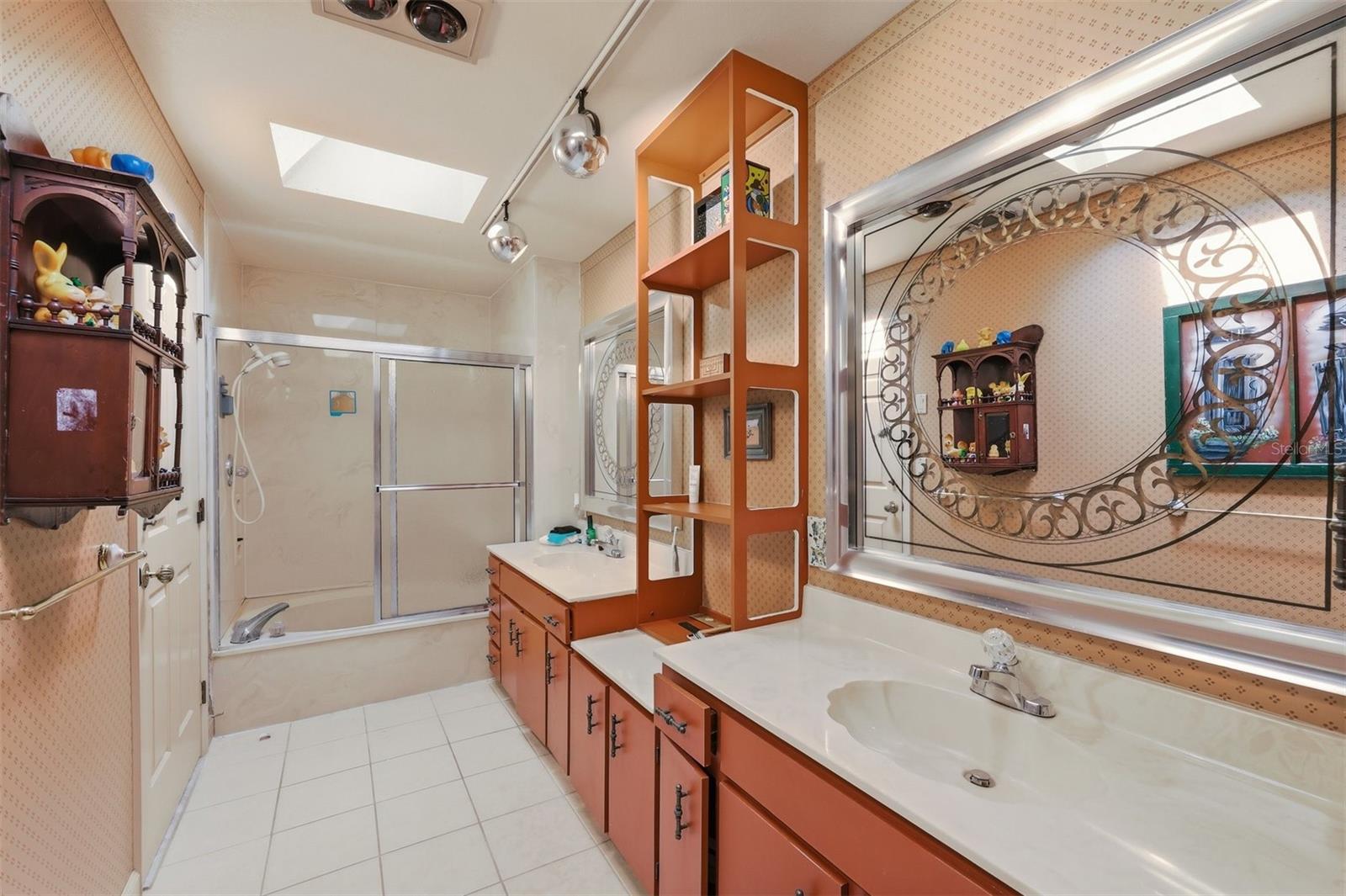 Image 47 of 80 For 1066 Conover Street