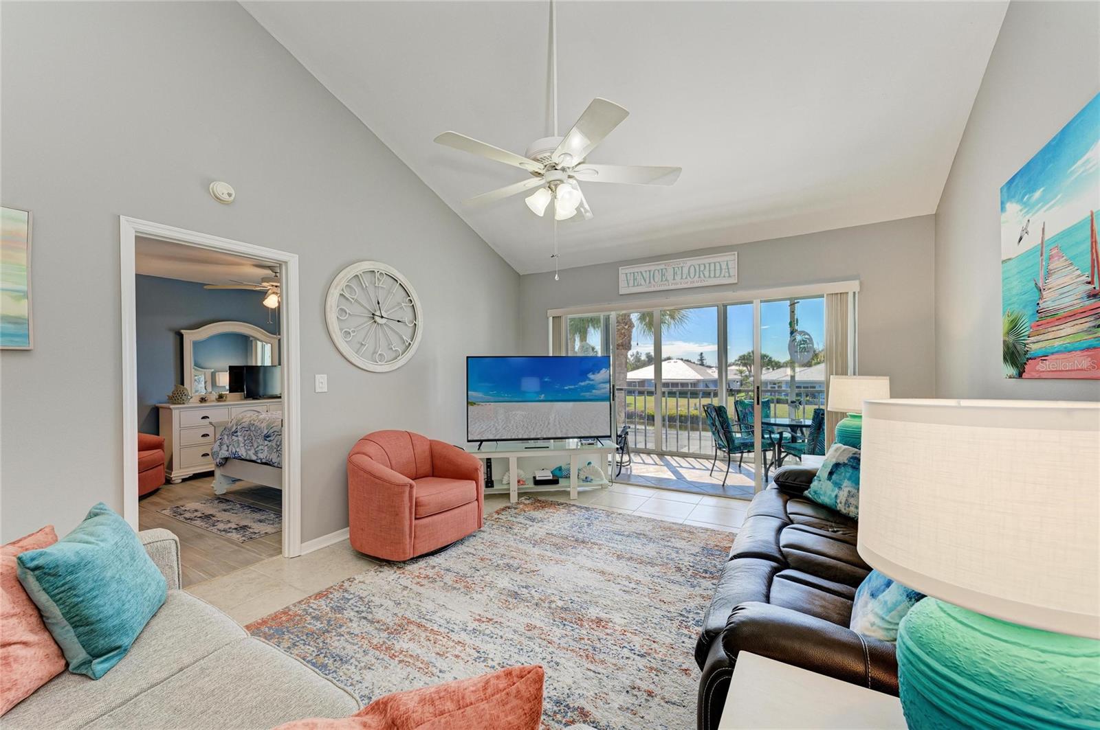 Image 24 of 93 For 446 Cerromar Road 293