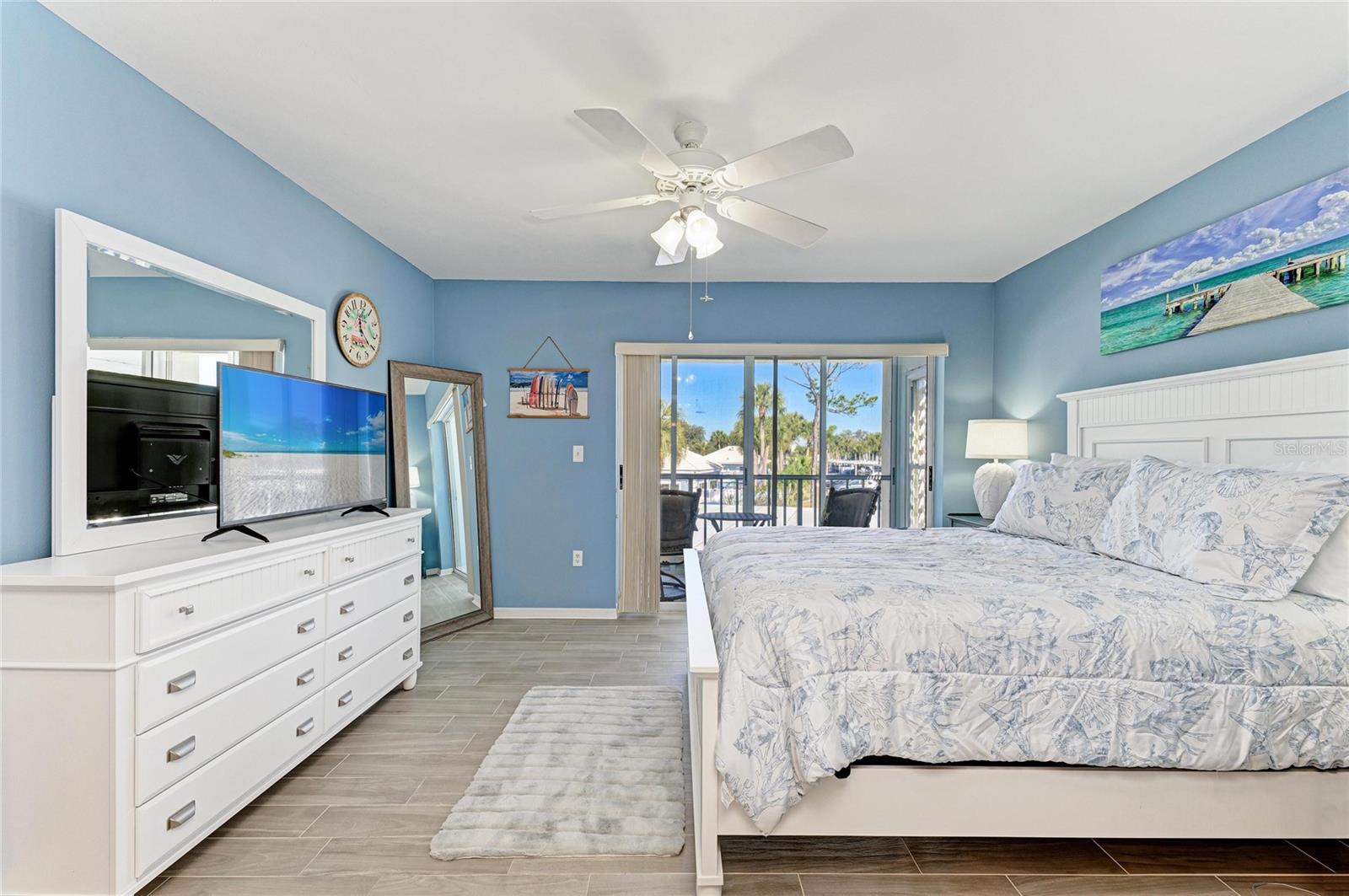 Image 31 of 93 For 446 Cerromar Road 293