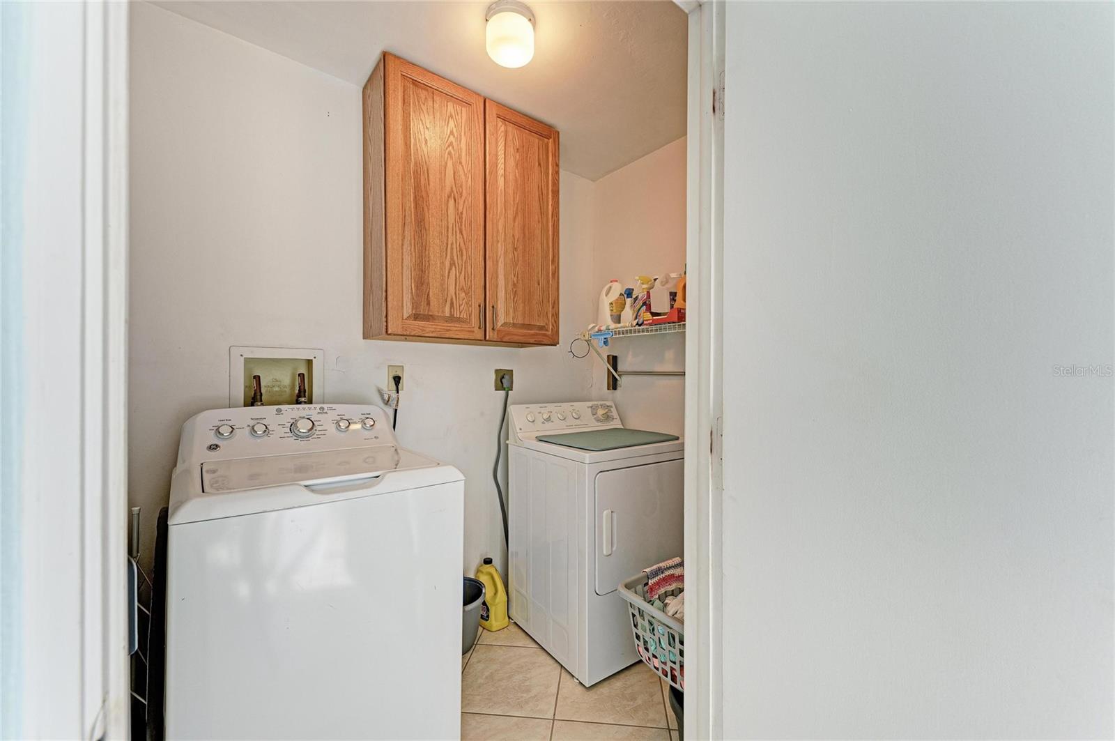 Image 52 of 93 For 446 Cerromar Road 293