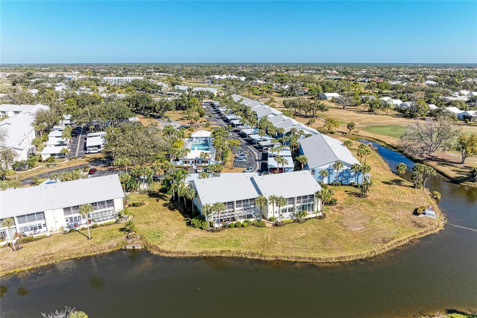 Image 56 of 93 For 446 Cerromar Road 293