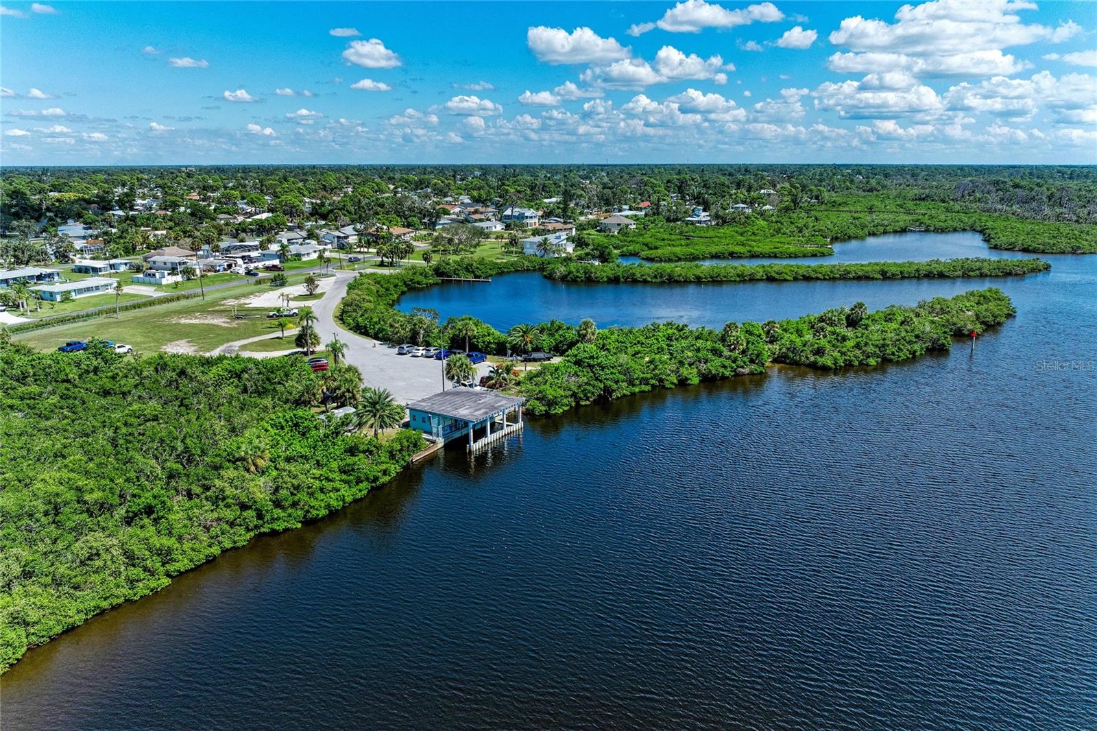 Image 78 of 93 For 446 Cerromar Road 293