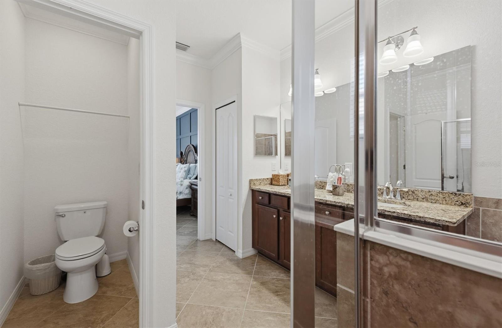 Image 11 of 71 For 10475 Medjool Drive