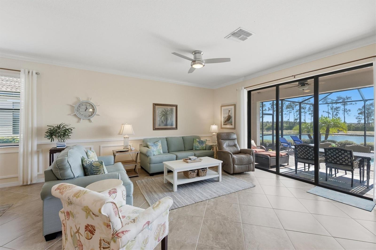 Image 13 of 71 For 10475 Medjool Drive