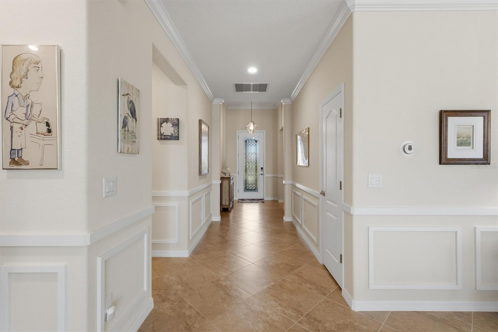 Image 23 of 71 For 10475 Medjool Drive