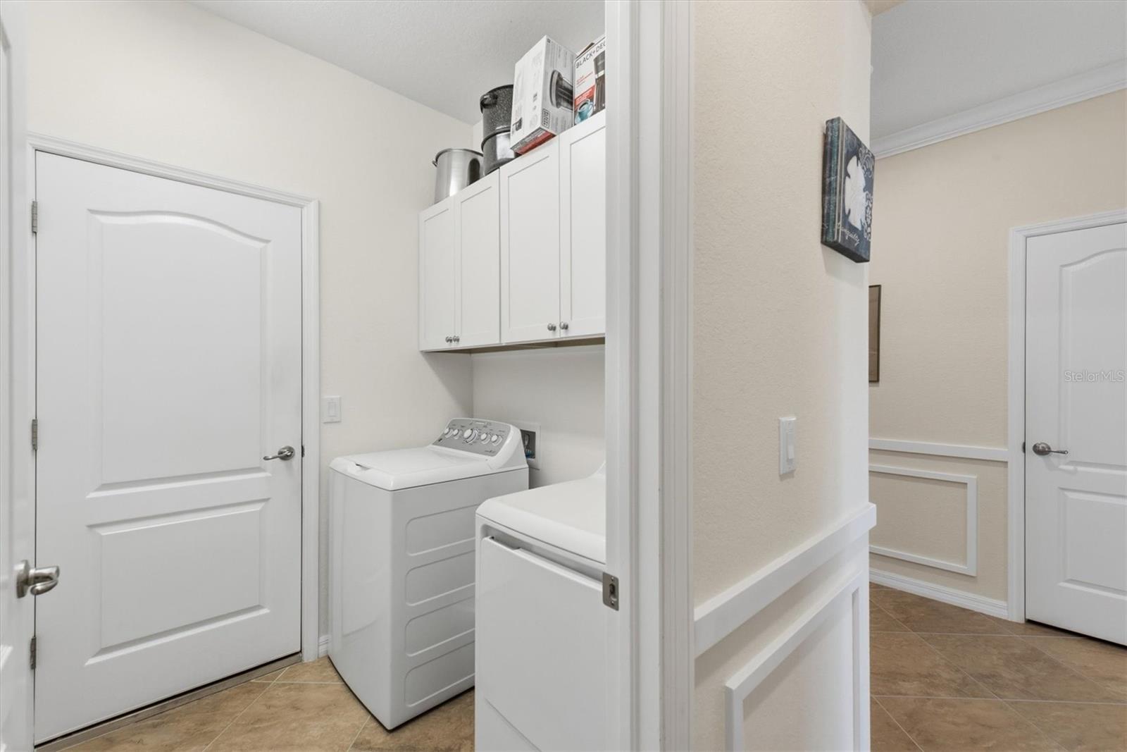 Image 32 of 71 For 10475 Medjool Drive