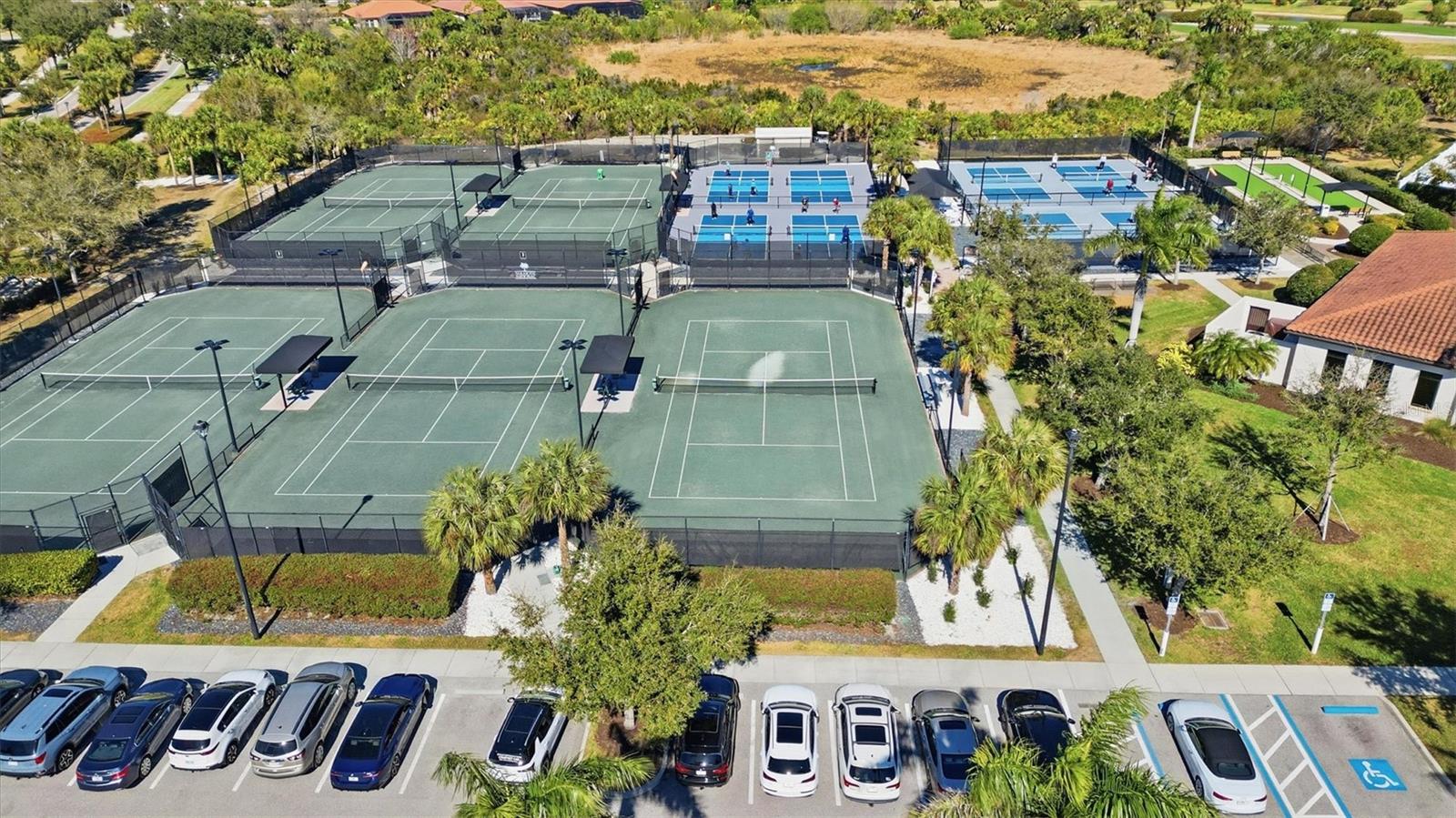 Image 61 of 71 For 10475 Medjool Drive