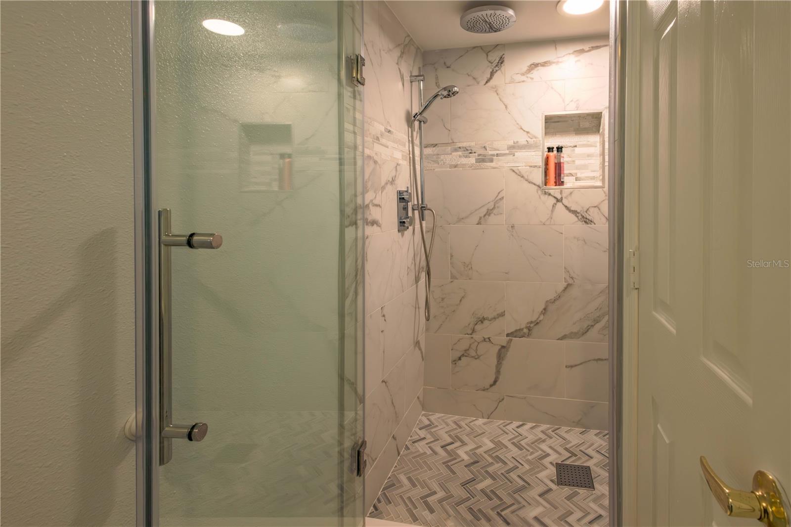 Image 19 of 33 For 4264 Central Sarasota Parkway 117