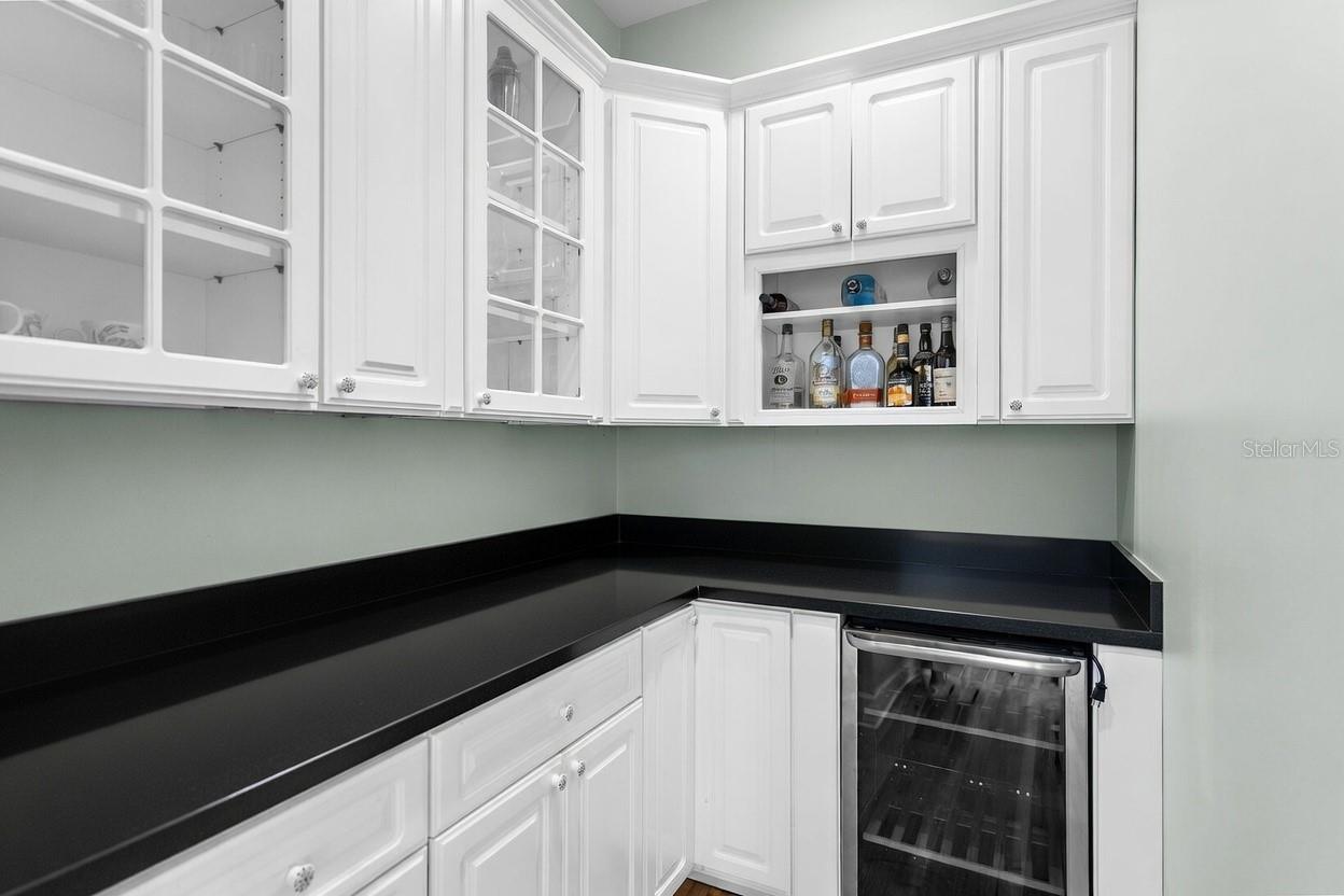 Image 10 of 45 For 6415 Manasota Key Roads