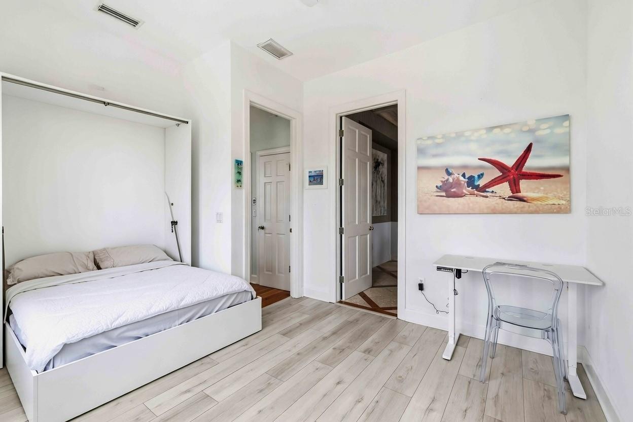 Image 21 of 45 For 6415 Manasota Key Roads