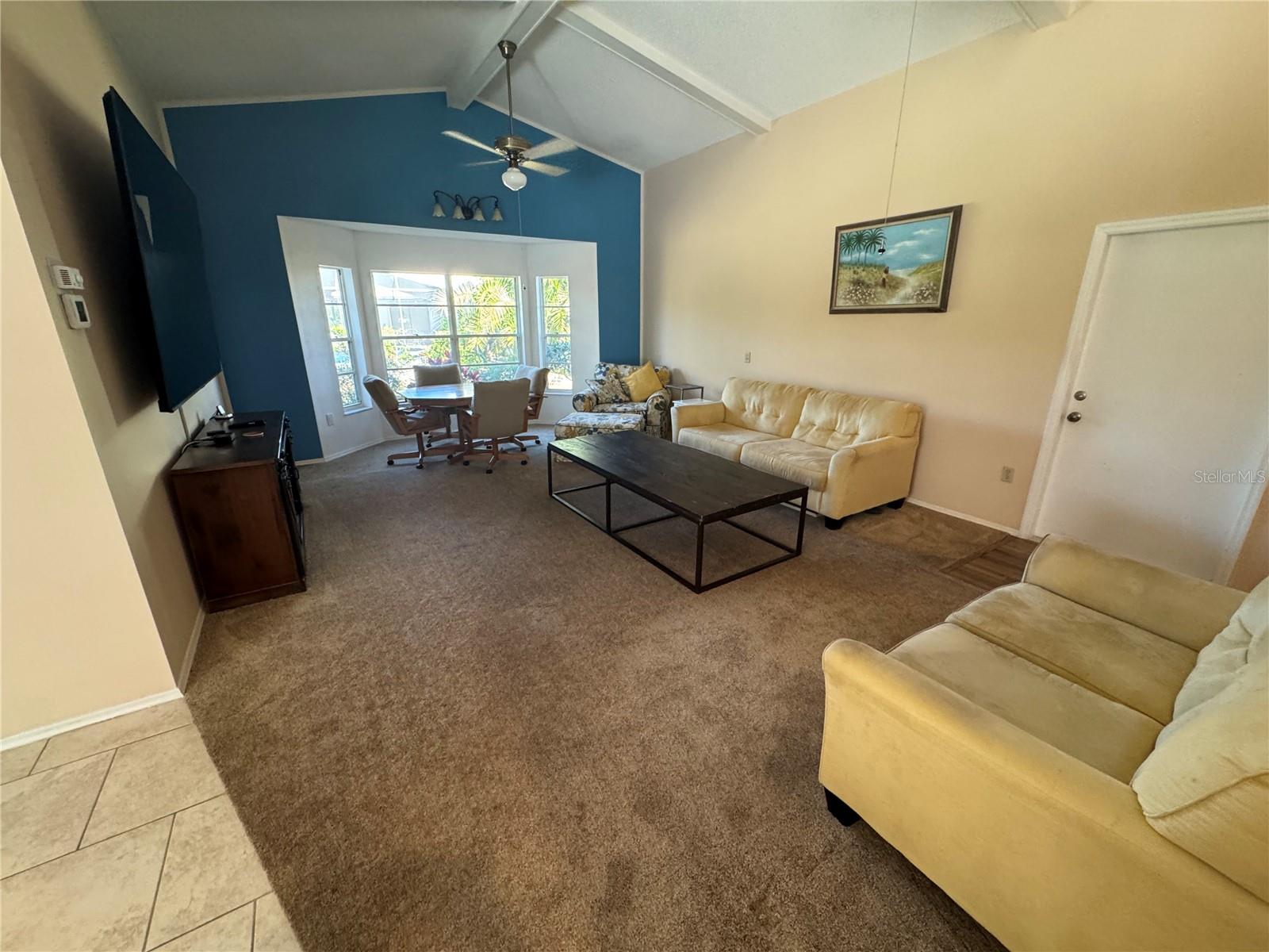 Image 14 of 38 For 549 Warwick Lane