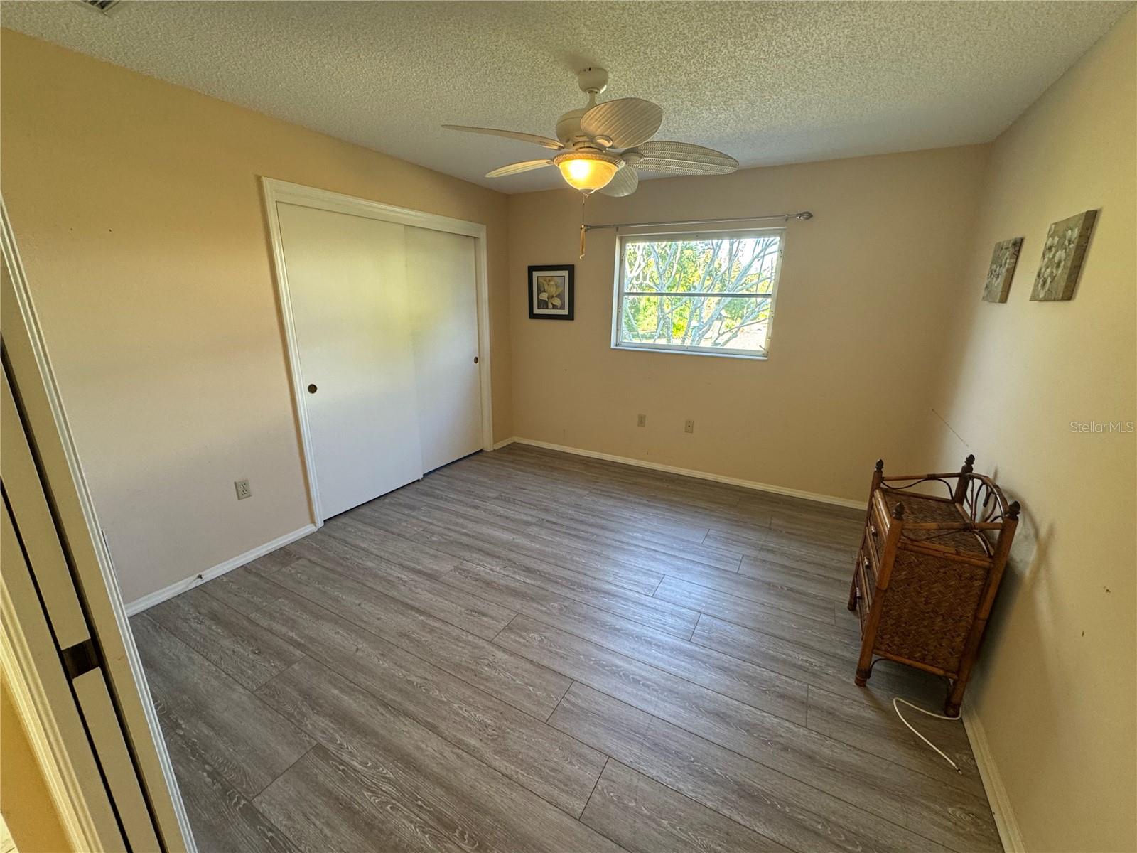 Image 28 of 38 For 549 Warwick Lane