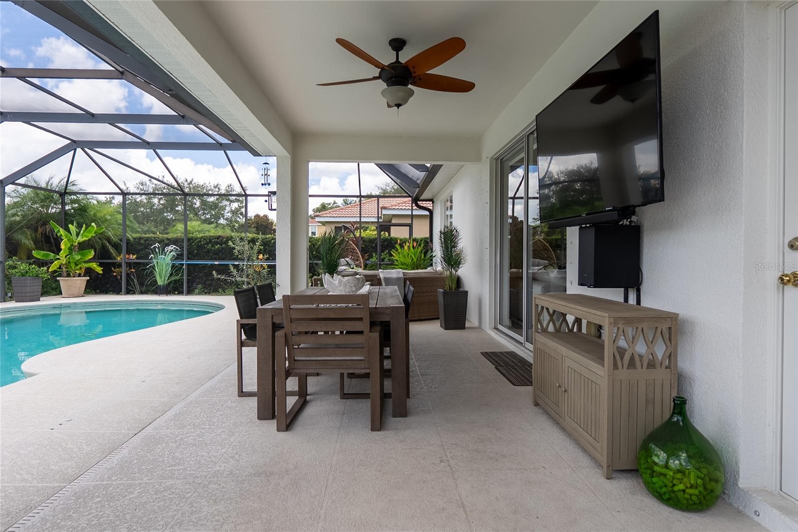 Image 46 of 72 For 9010 Kingsbury Place