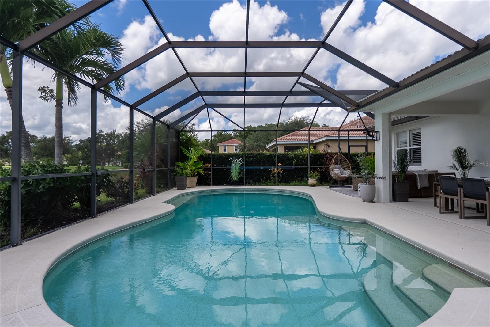 Image 49 of 72 For 9010 Kingsbury Place